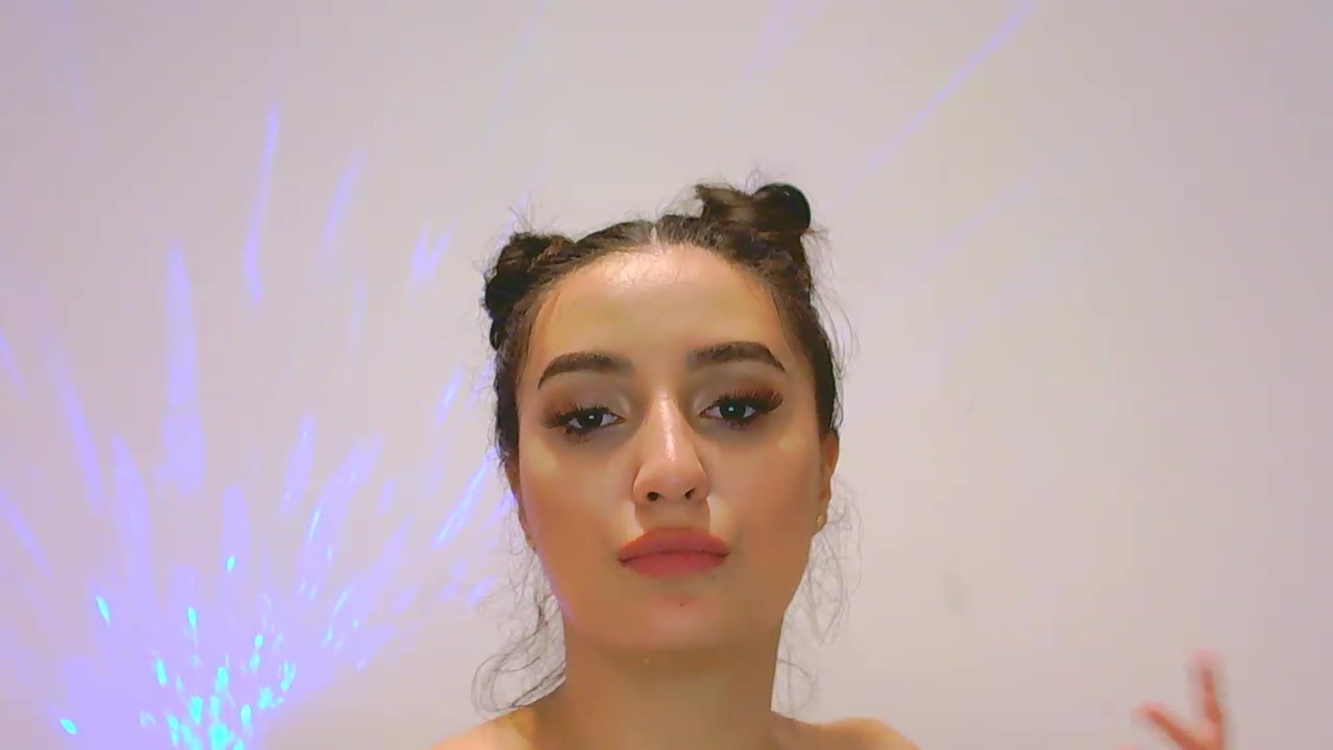 Gallery image thumbnail from Hey_yumyy's myfreecams stream on, 07/31/2023, 17:53 image 17 of 20