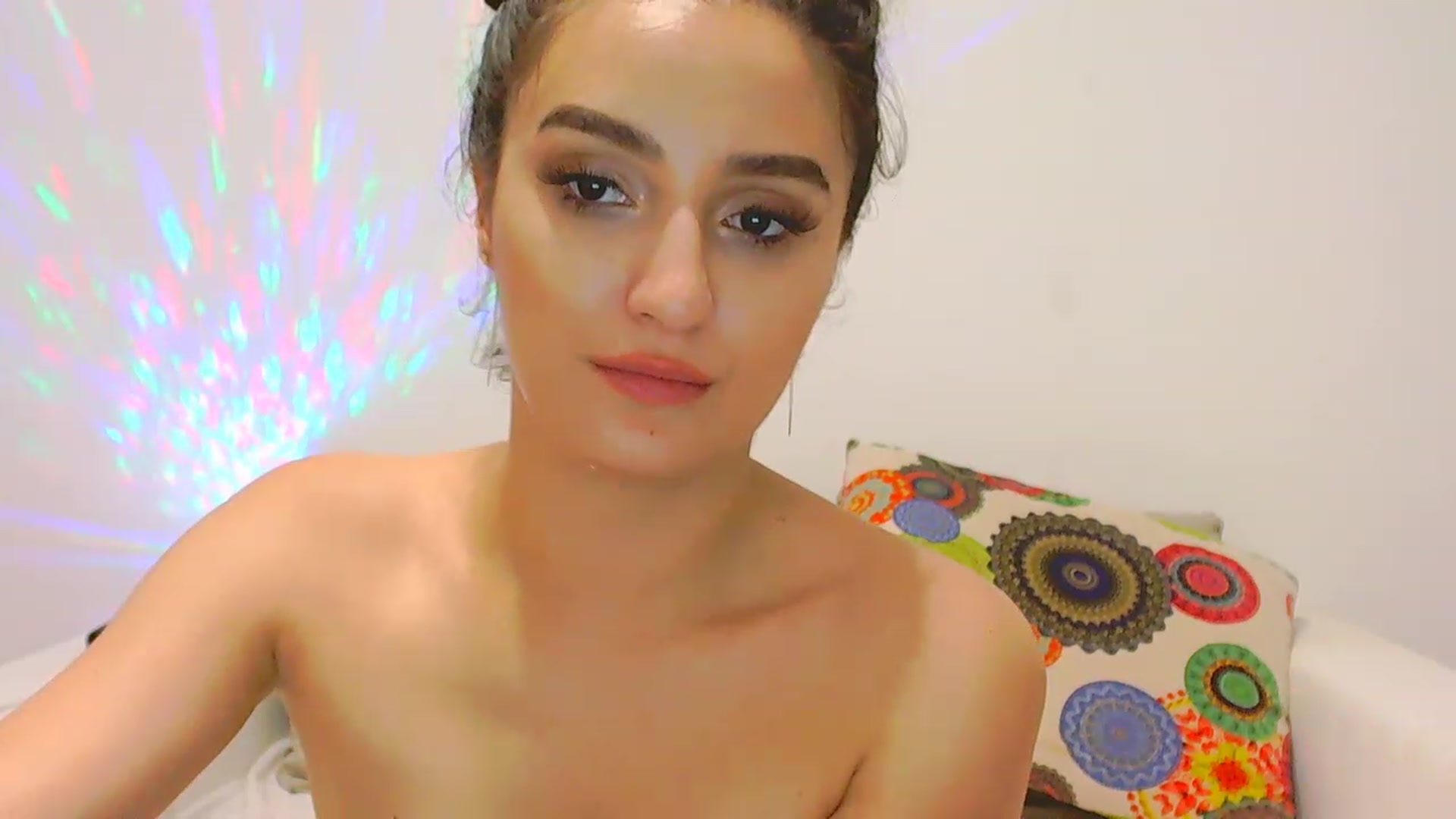 Gallery image thumbnail from Hey_yumyy's myfreecams stream on, 07/31/2023, 17:53 image 19 of 20