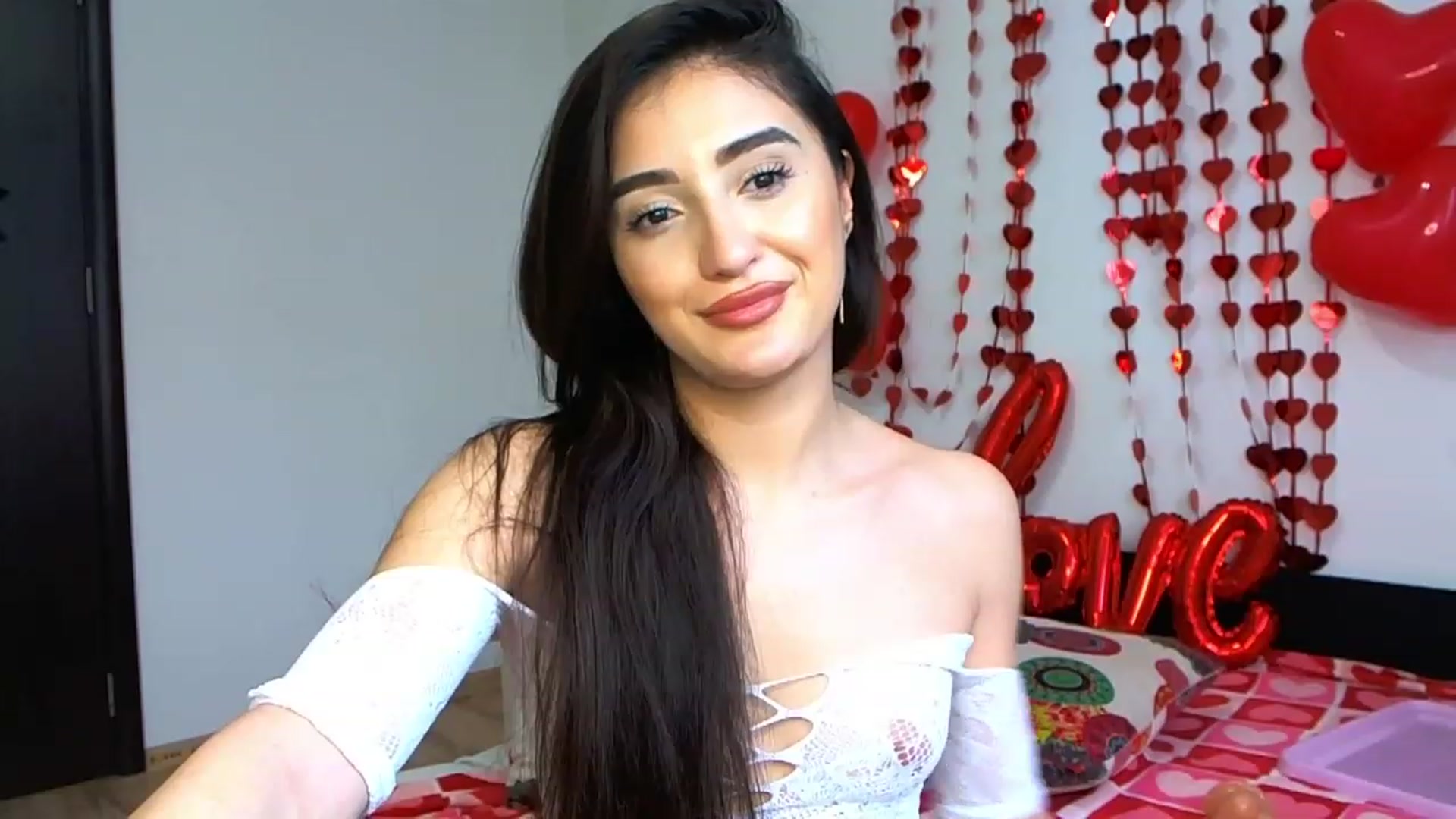 Gallery image thumbnail from Hey_yumyy's myfreecams stream on, 02/25/2024, 14:33 image 11 of 20