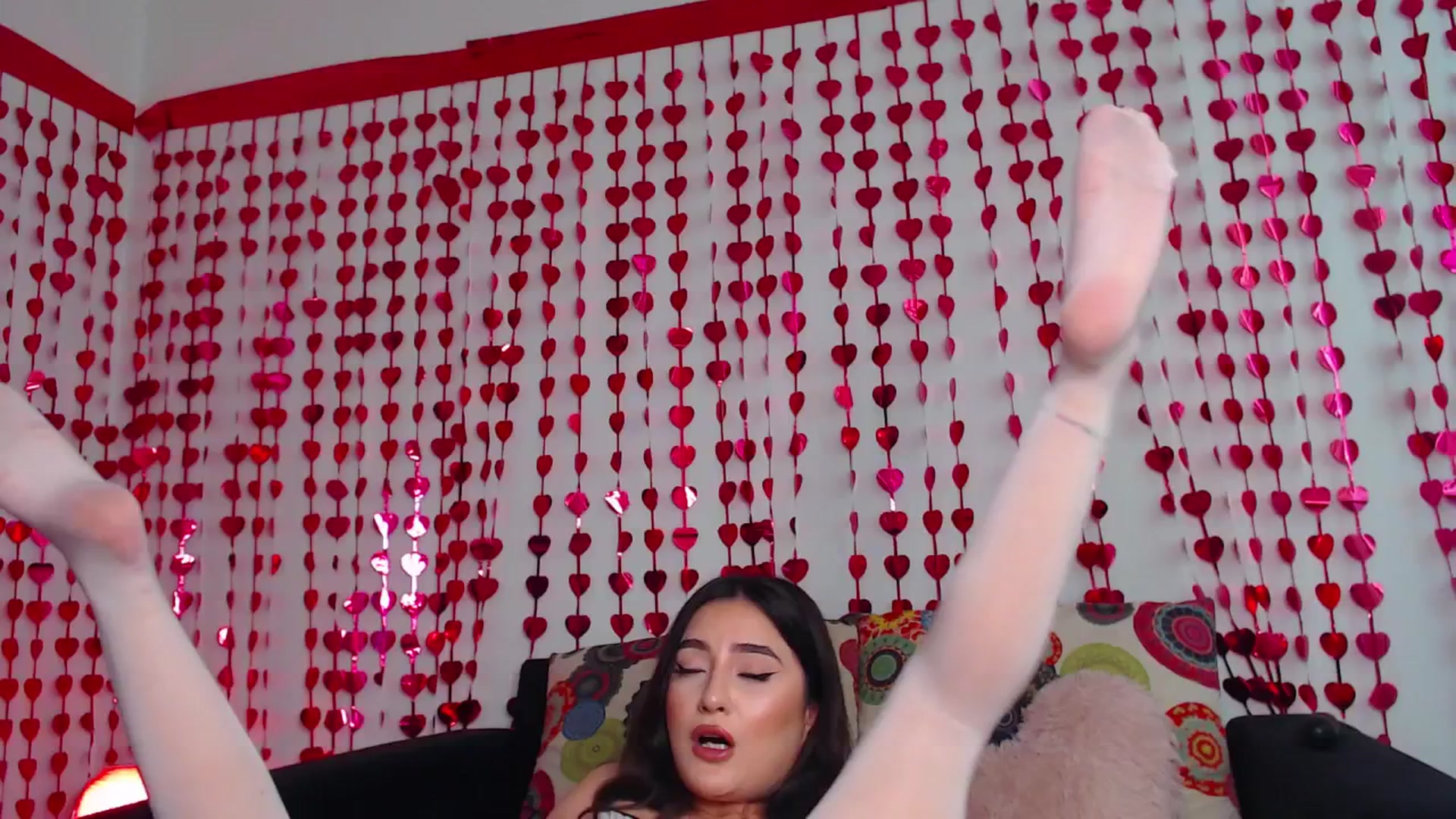 Gallery image thumbnail from Hey_yumyy's myfreecams stream on, 05/18/2025, 11:24 image 13 of 20