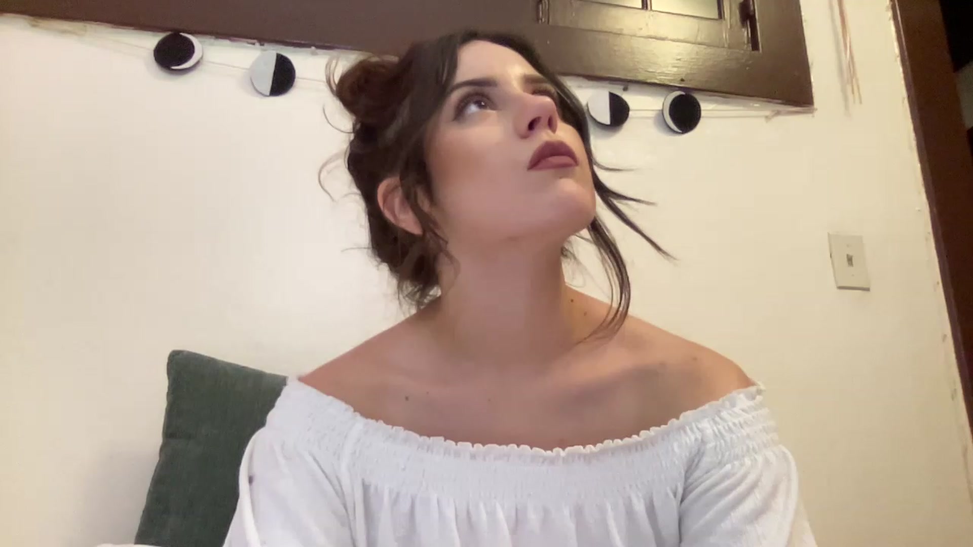 Gallery image thumbnail from Heyheyhoehoe's myfreecams stream on, 12/08/2022, 06:57 image 9 of 20