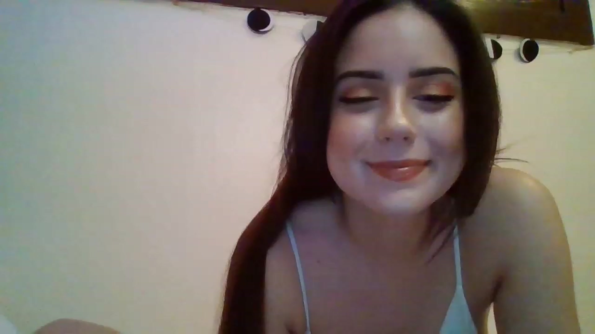 Gallery image thumbnail from Heyheyhoehoe's myfreecams stream on, 01/06/2023, 02:27 image 18 of 20