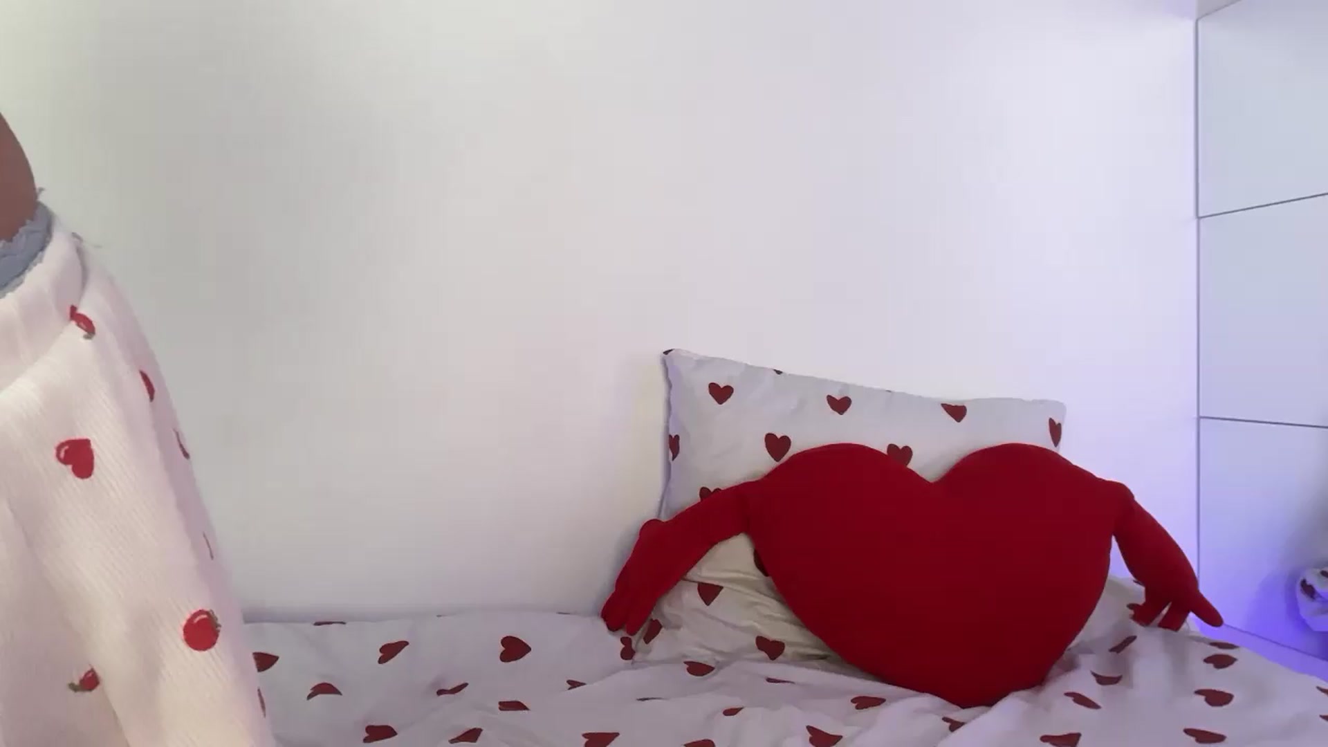 Gallery image thumbnail from Hhairytale's myfreecams stream on, 08/02/2026, 16:36 image 1 of 20