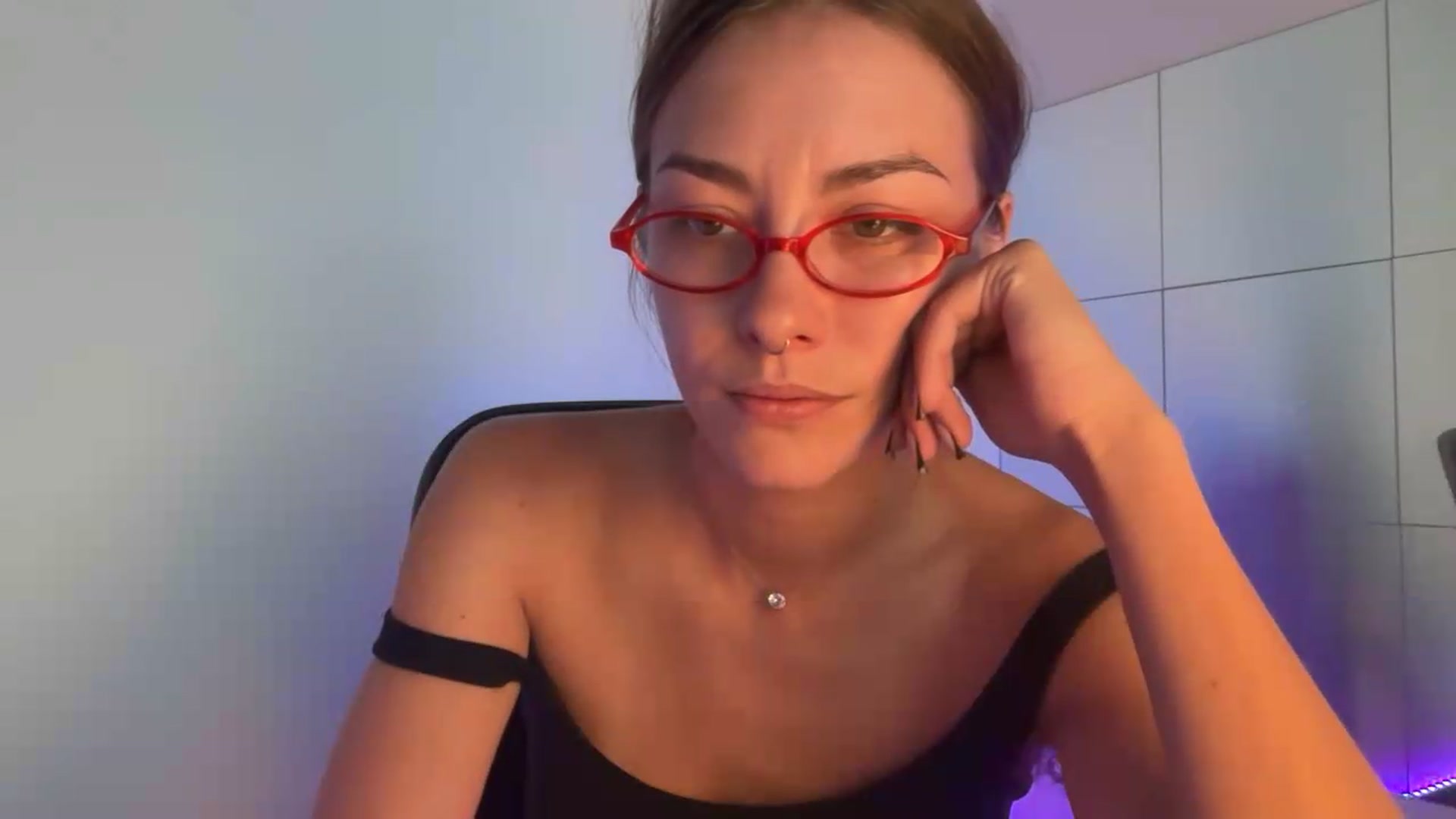 Gallery image thumbnail from Hhairytale's myfreecams stream on, 09/18/2026, 17:16 image 12 of 20