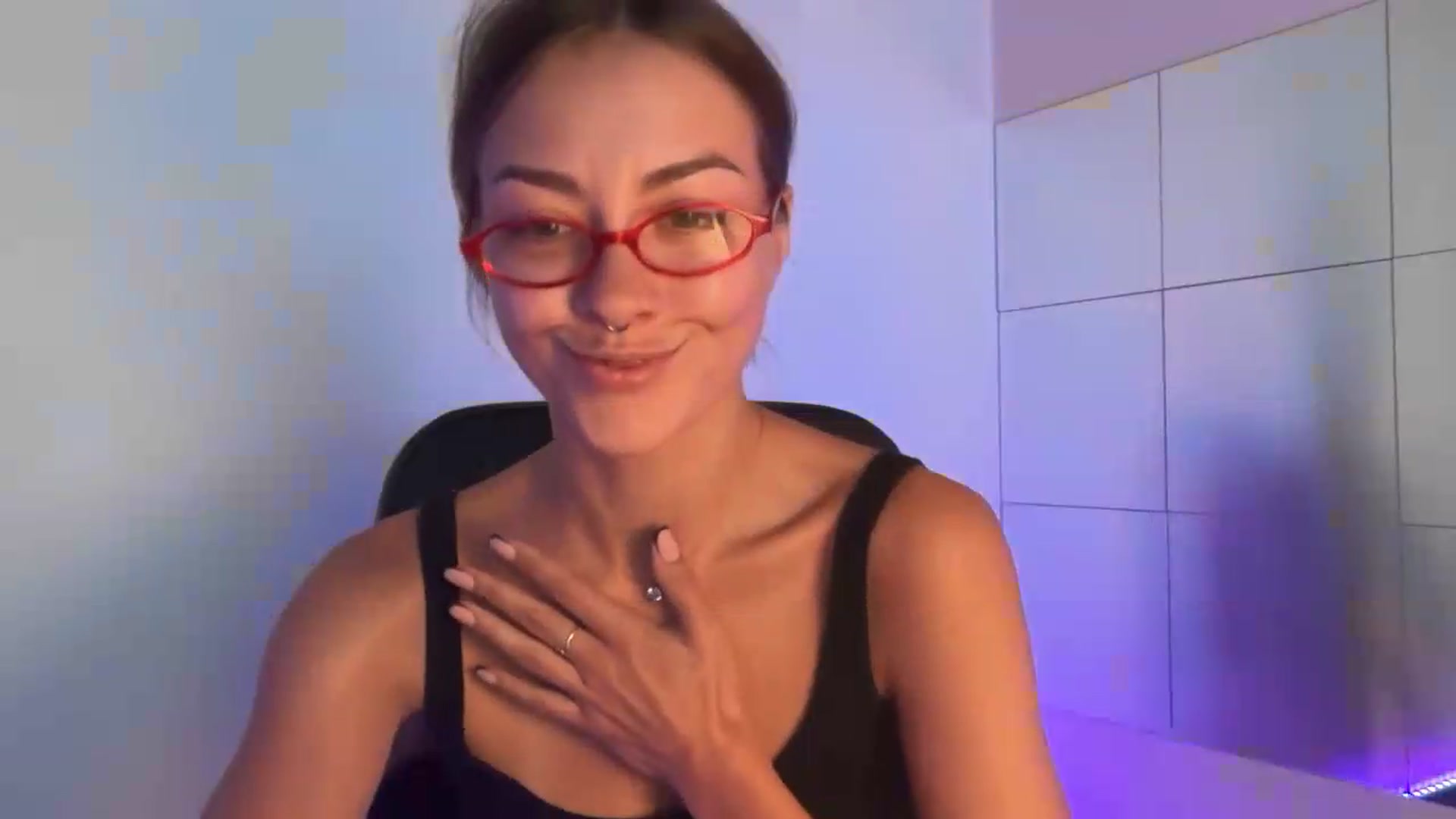 Gallery image thumbnail from Hhairytale's myfreecams stream on, 09/18/2026, 17:16 image 19 of 20