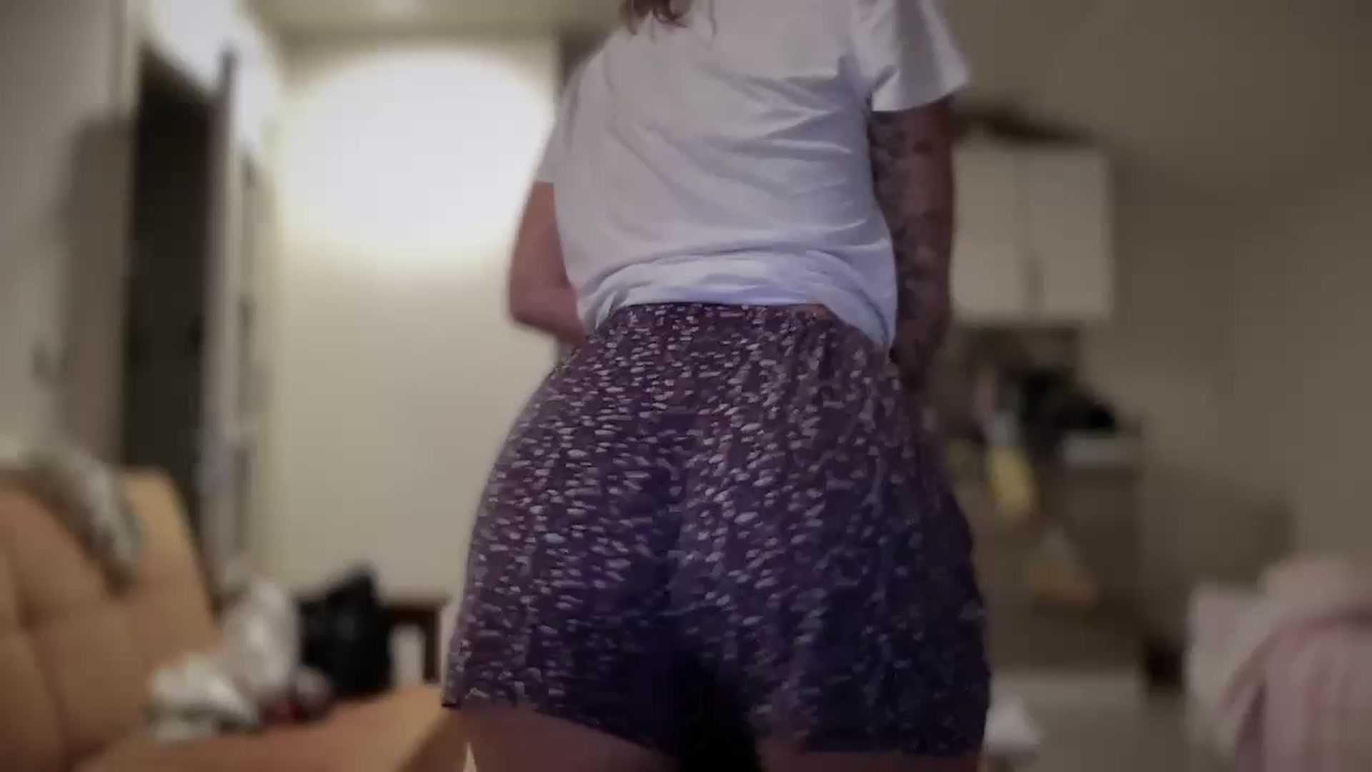 Gallery image thumbnail from Hi_Love's myfreecams stream on, 07/28/2025, 18:04 image 1 of 20