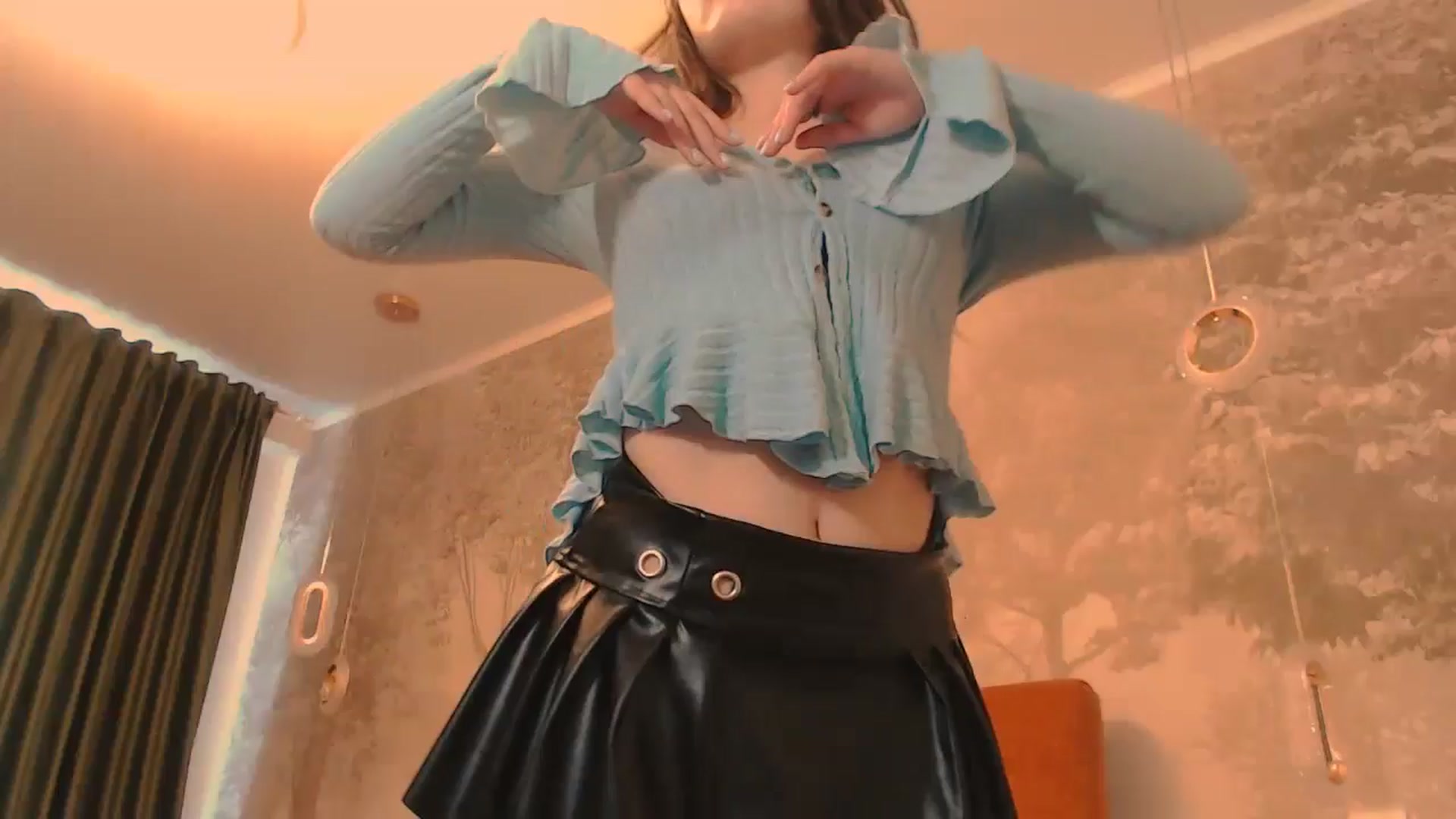 Gallery image thumbnail from Hiaru_Cutie's myfreecams stream on, 12/11/2024, 10:04 image 18 of 20