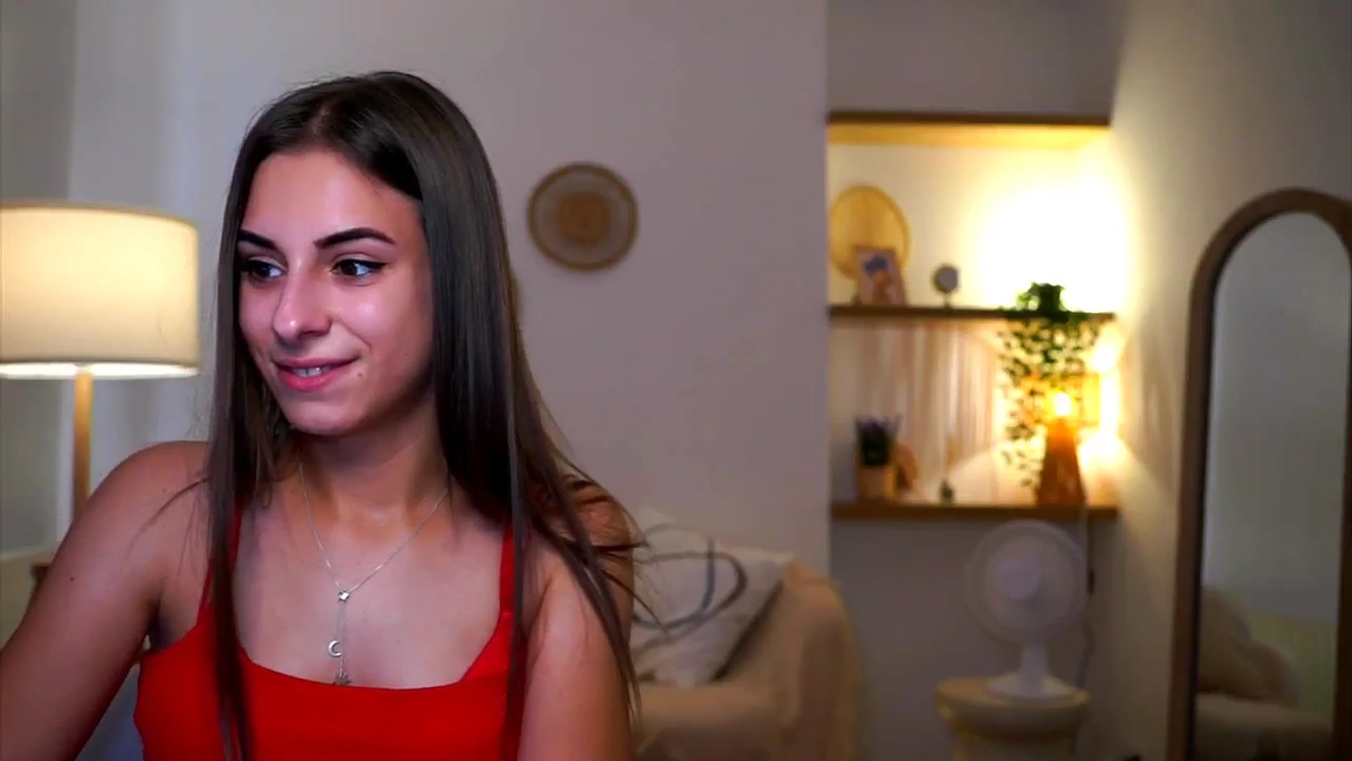 Gallery image thumbnail from Hidden_Gem_'s myfreecams stream on, 08/06/2024, 18:18 image 3 of 20