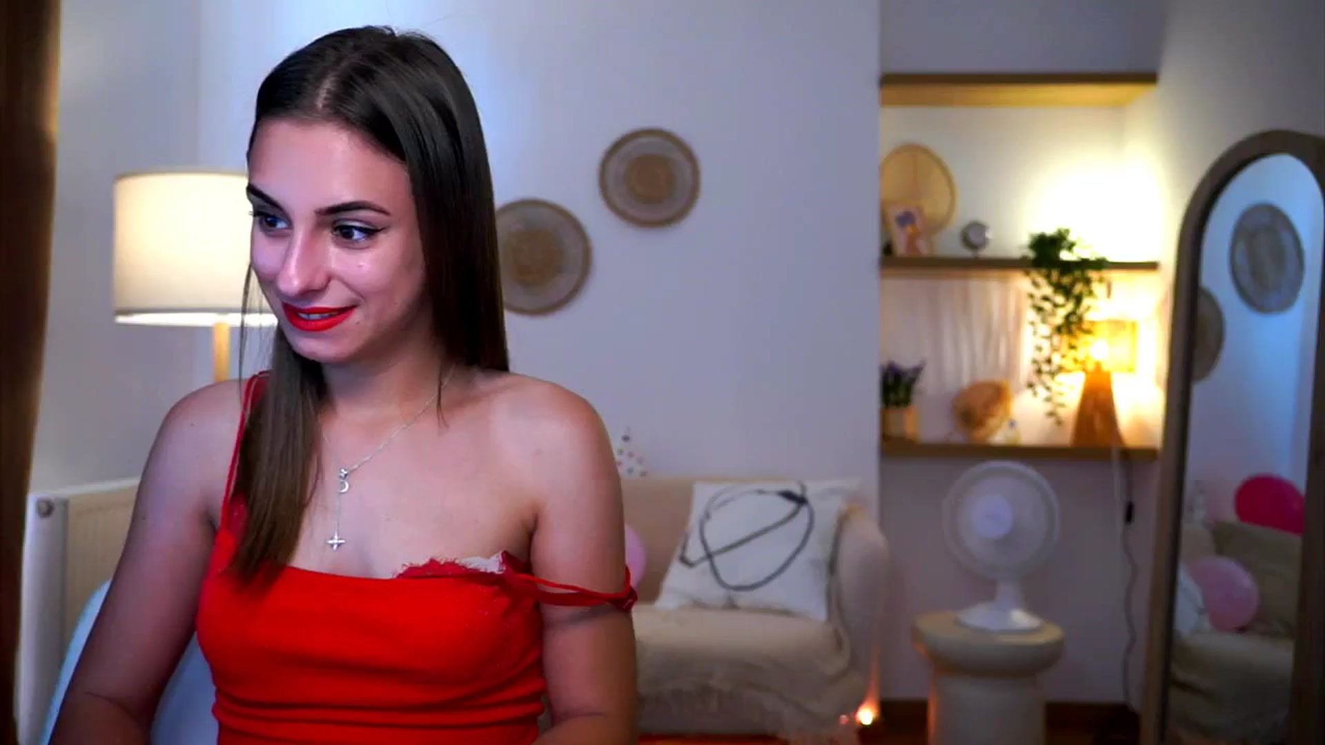 Gallery image thumbnail from Hidden_Gem_'s myfreecams stream on, 08/23/2024, 13:37 image 18 of 20