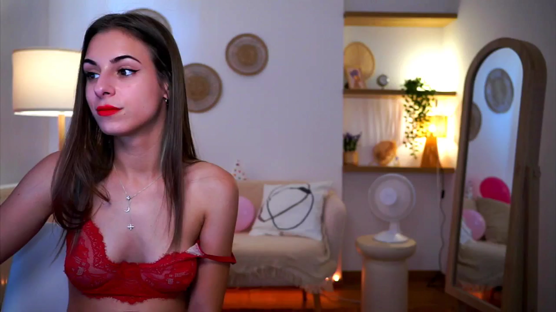 Gallery image thumbnail from Hidden_Gem_'s myfreecams stream on, 08/23/2024, 15:11 image 7 of 20
