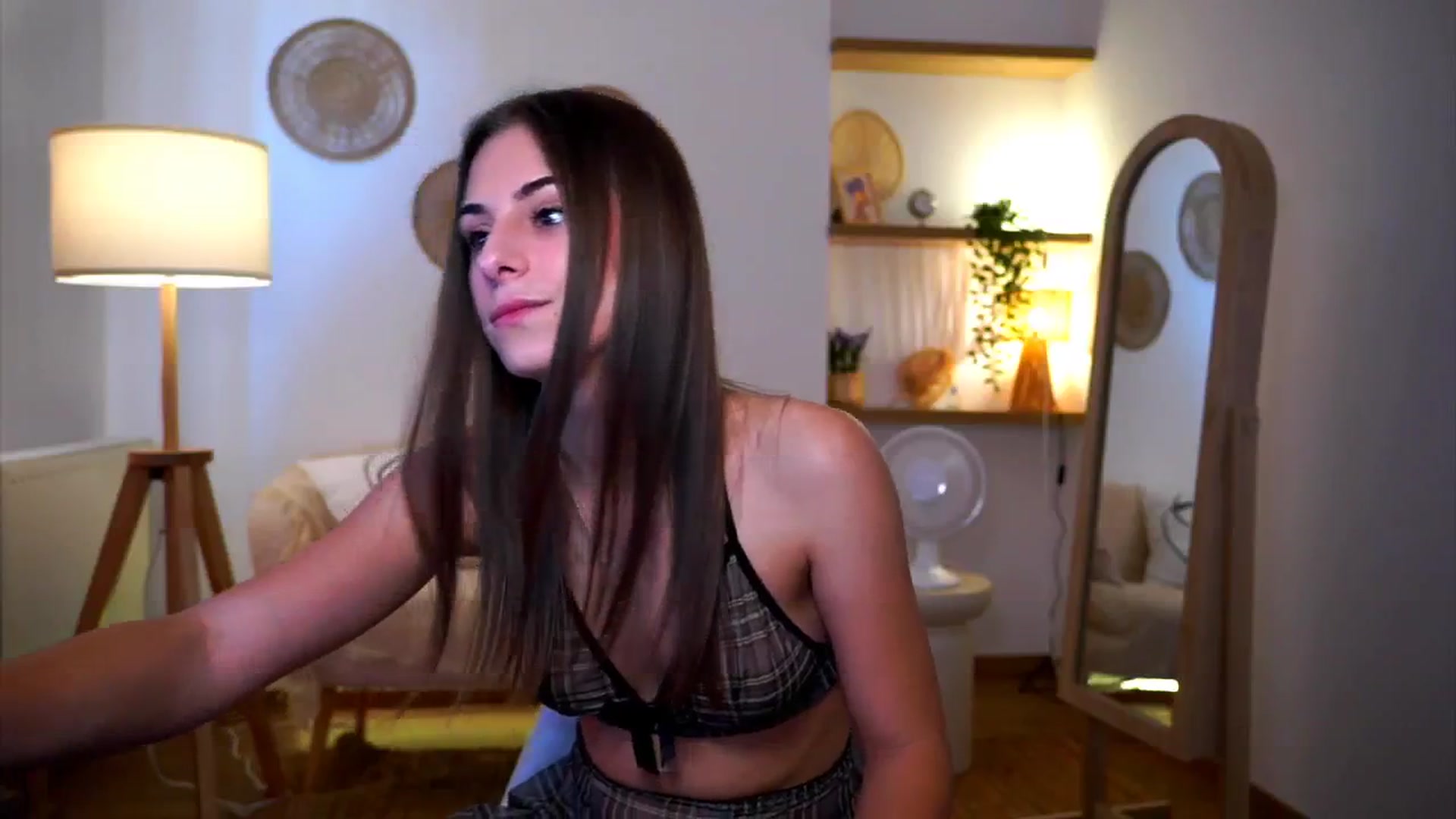 Gallery image thumbnail from Hidden_Gem_'s myfreecams stream on, 08/28/2024, 15:49 image 15 of 20