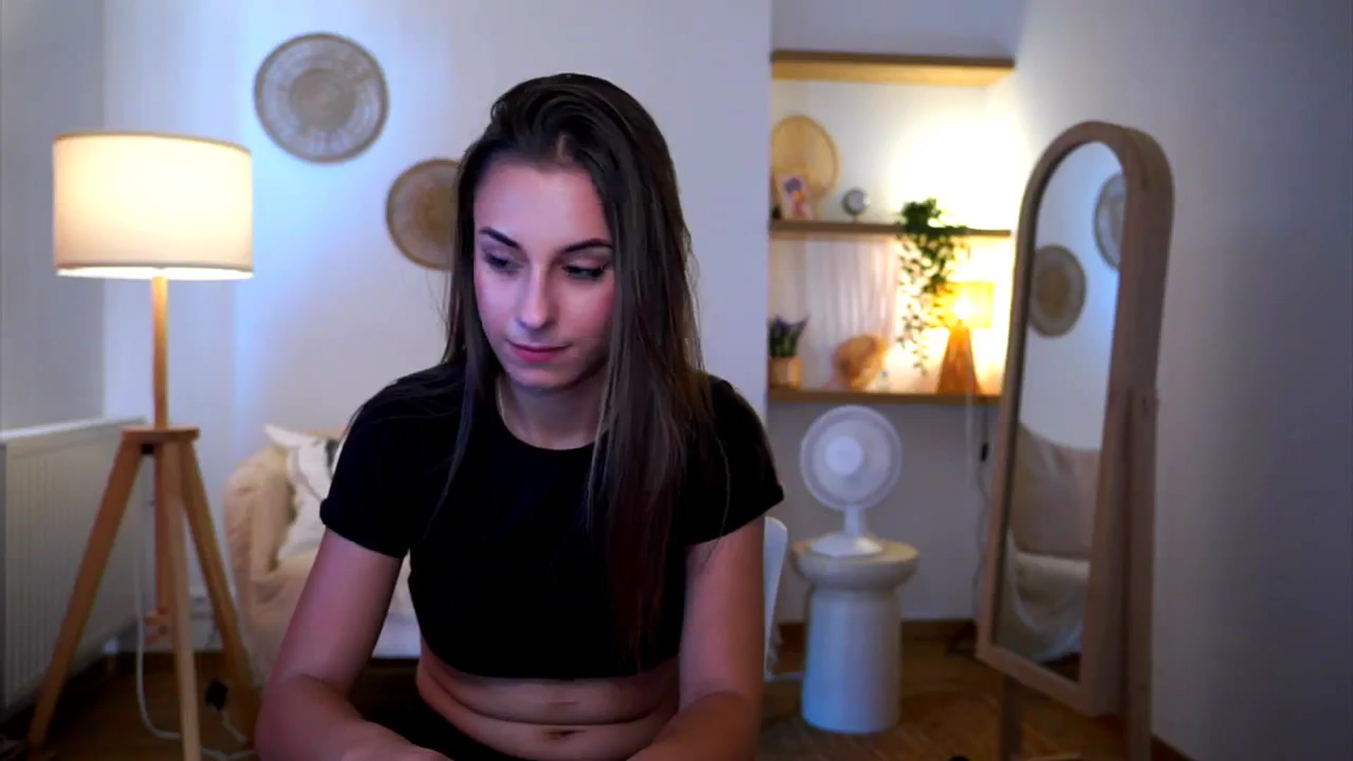 Gallery image thumbnail from Hidden_Gem_'s myfreecams stream on, 08/29/2024, 15:42 image 4 of 20