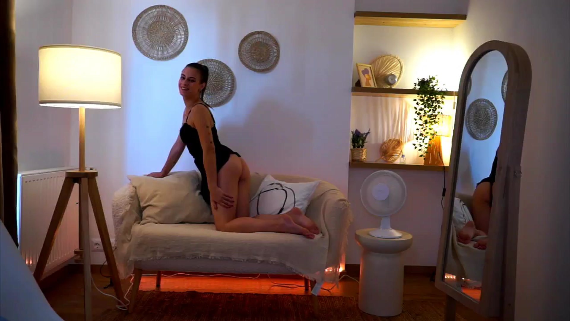 Gallery image thumbnail from Hidden_Gem_'s myfreecams stream on, 08/31/2024, 16:58 image 7 of 20