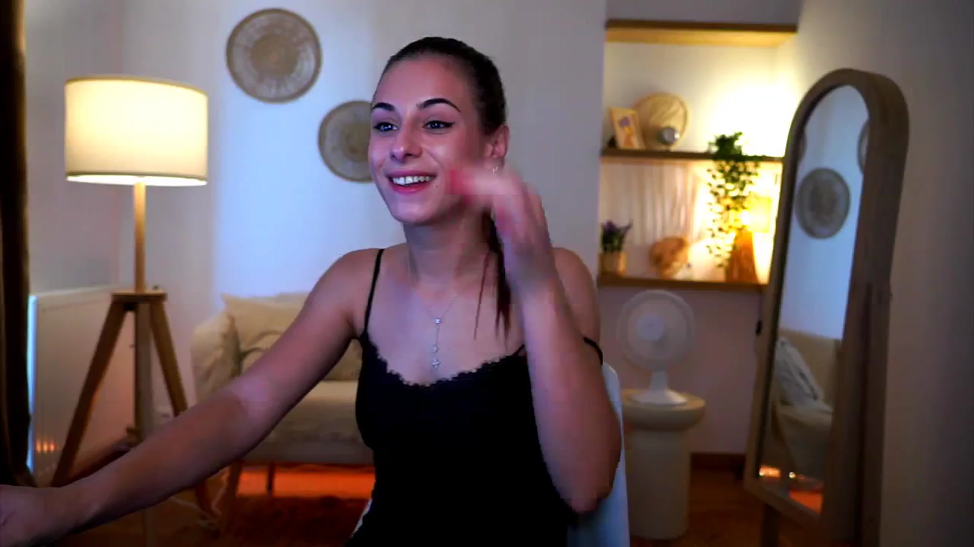 Gallery image thumbnail from Hidden_Gem_'s myfreecams stream on, 08/31/2024, 16:58 image 10 of 20