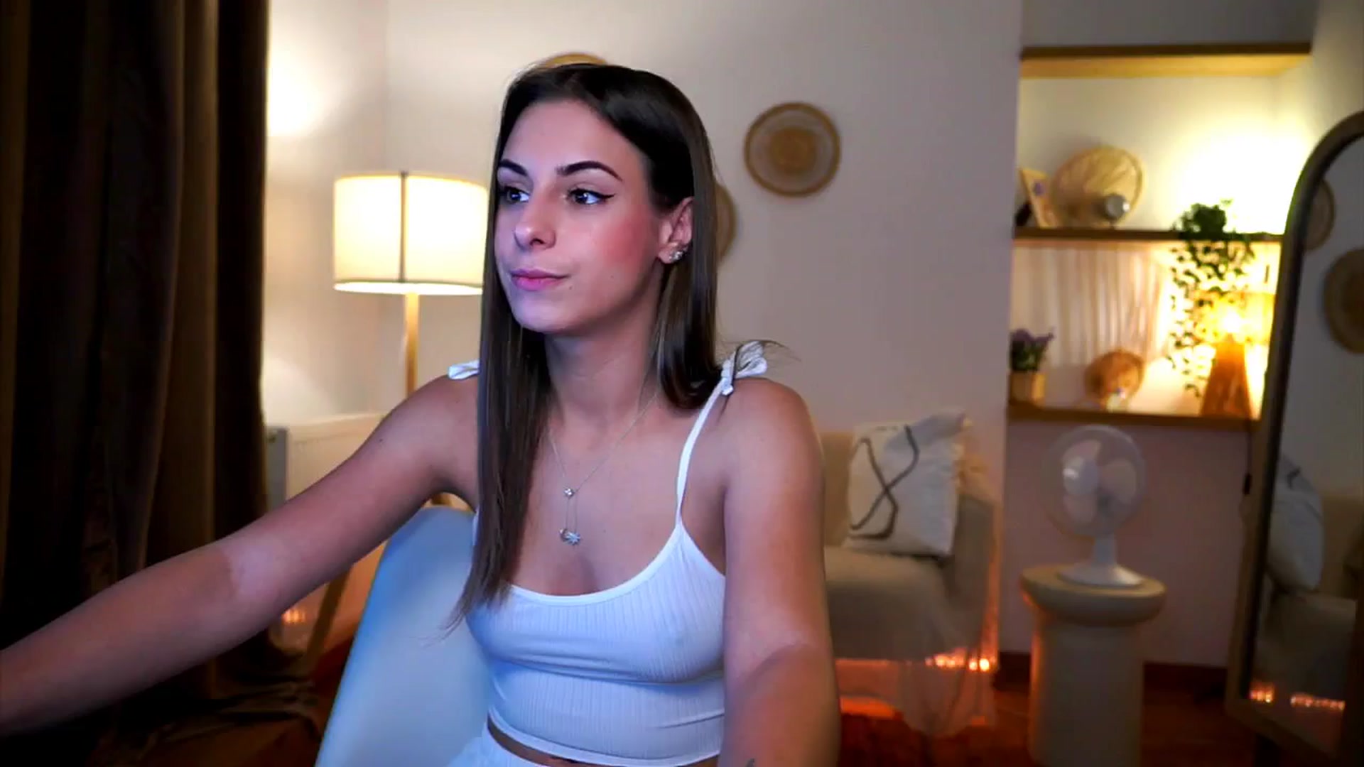 Gallery image thumbnail from Hidden_Gem_'s myfreecams stream on, 09/14/2024, 17:56 image 13 of 20