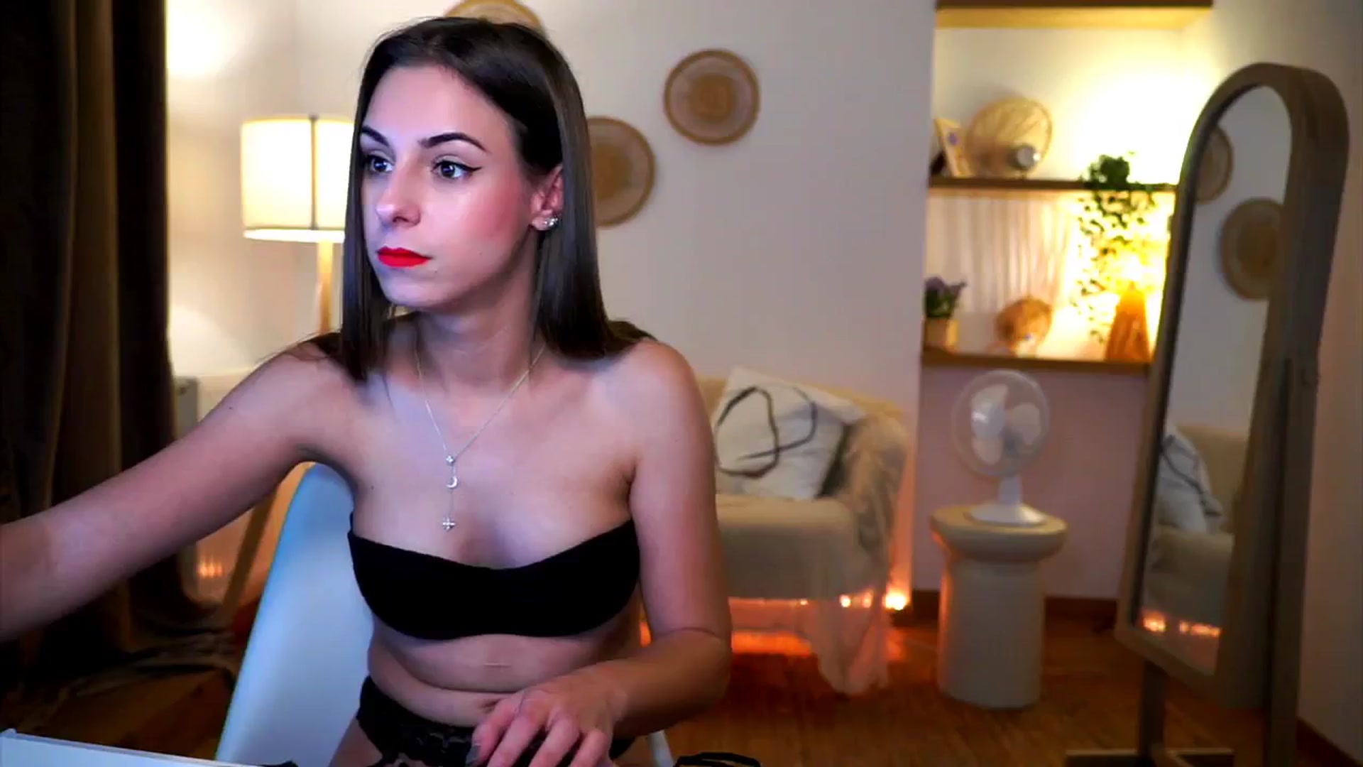 Gallery image thumbnail from Hidden_Gem_'s myfreecams stream on, 09/14/2024, 22:26 image 5 of 20