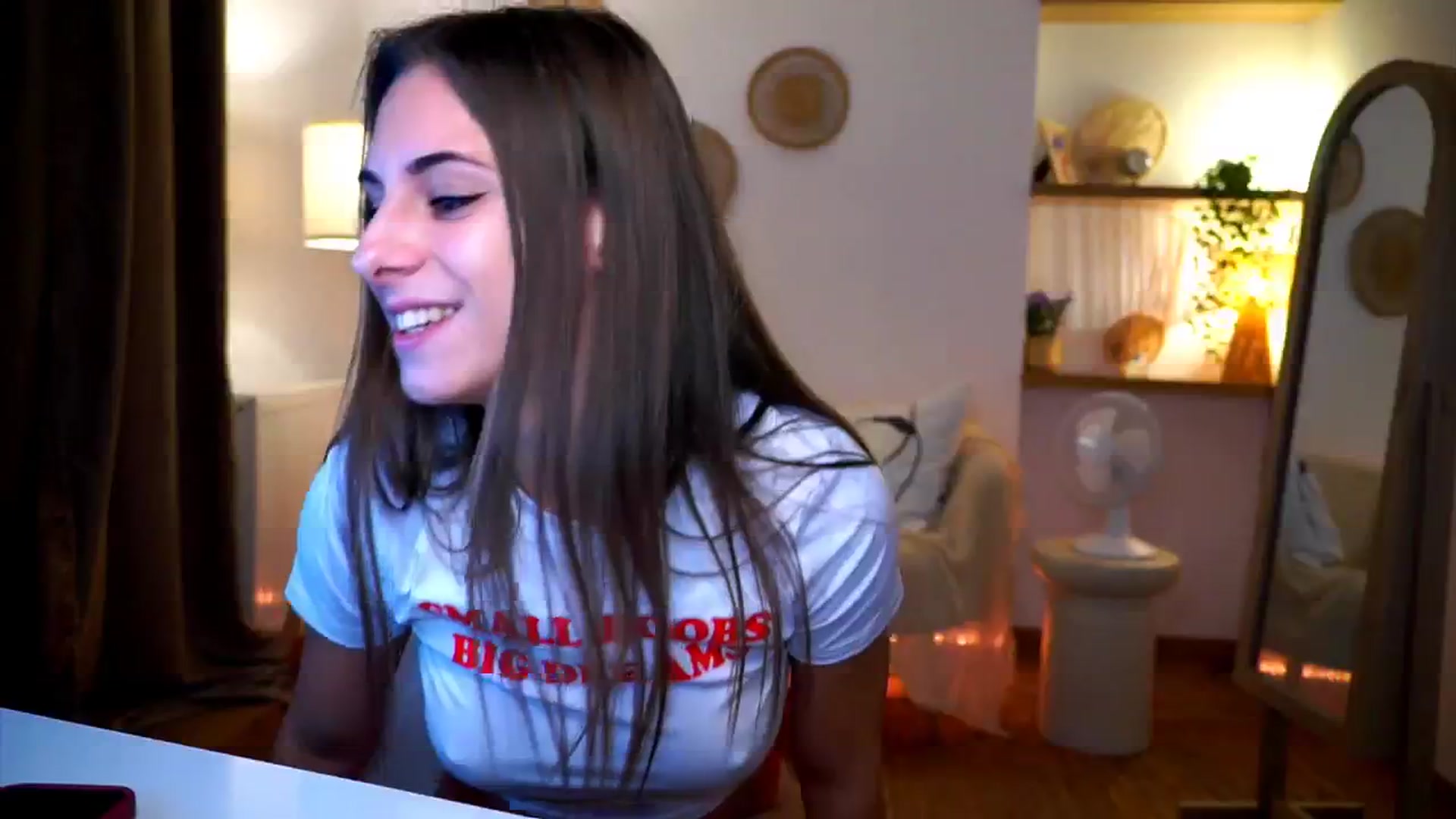 Gallery image thumbnail from Hidden_Gem_'s myfreecams stream on, 09/16/2024, 02:06 image 12 of 20