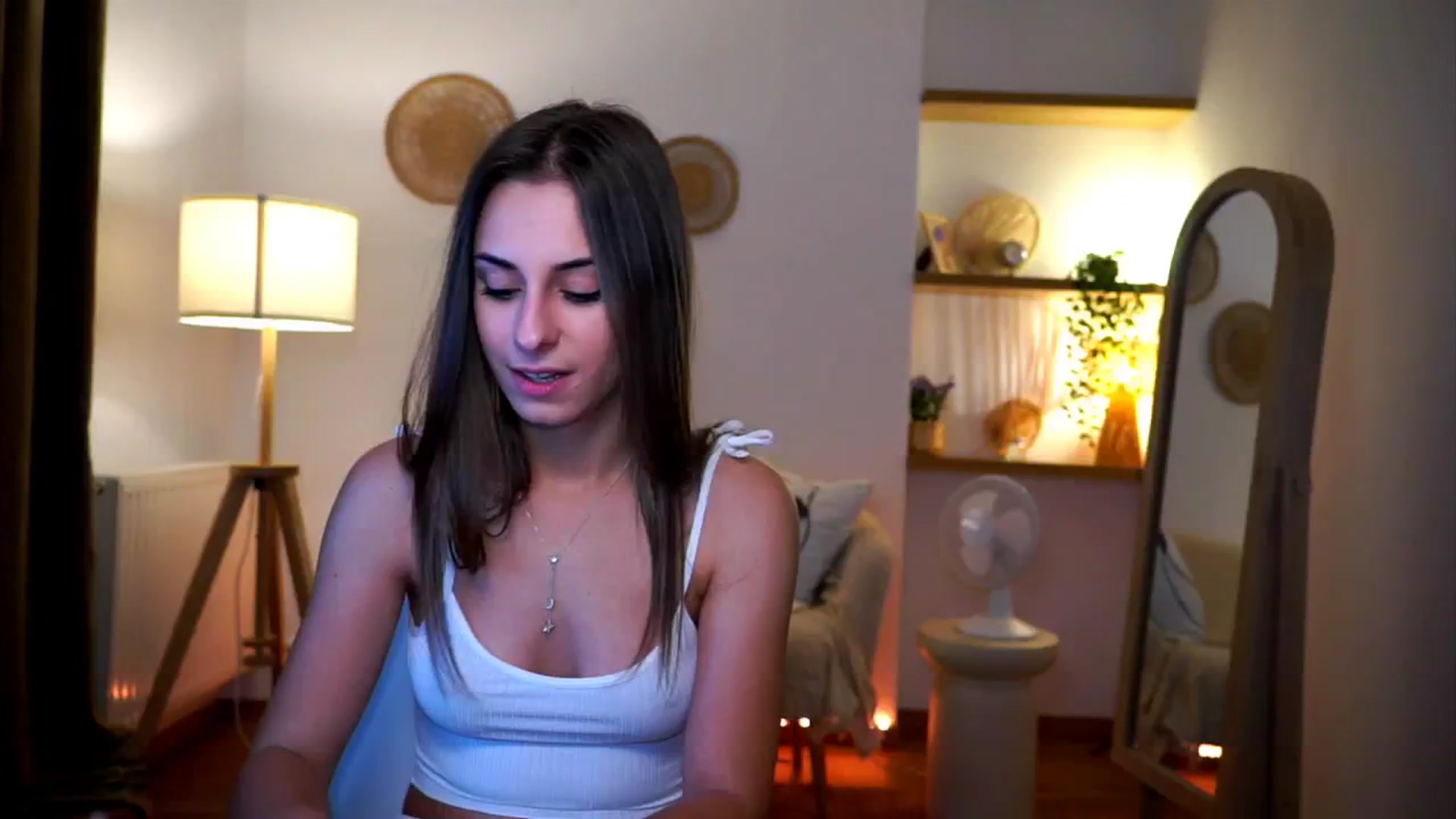 Gallery image thumbnail from Hidden_Gem_'s myfreecams stream on, 09/16/2024, 18:30 image 10 of 20