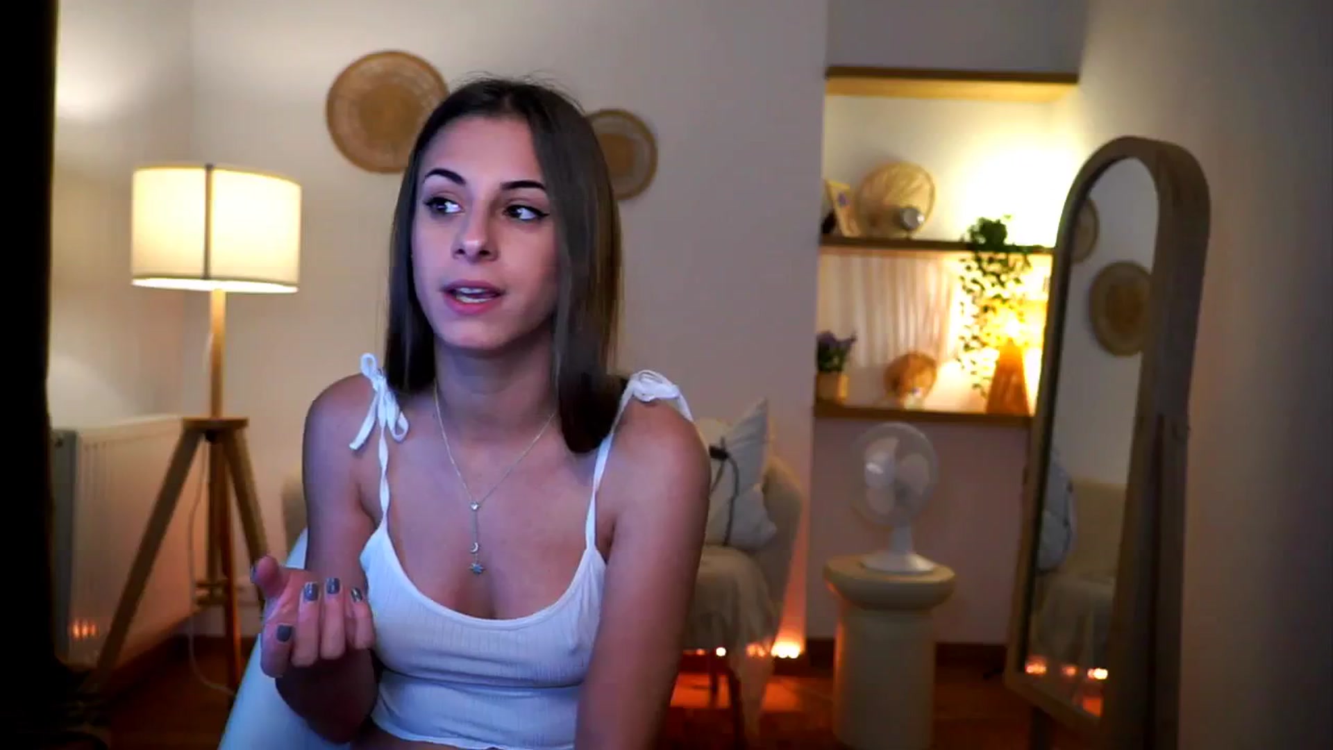 Gallery image thumbnail from Hidden_Gem_'s myfreecams stream on, 09/17/2024, 04:15 image 20 of 20