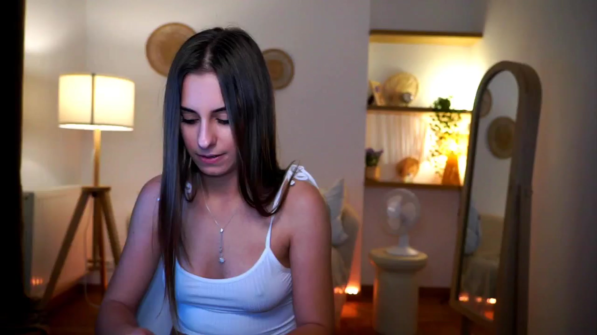 Gallery image thumbnail from Hidden_Gem_'s myfreecams stream on, 09/17/2024, 04:15 image 1 of 20