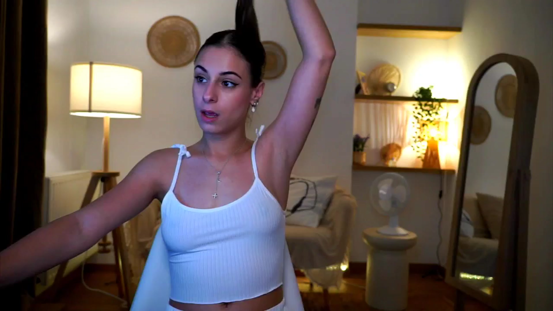 Gallery image thumbnail from Hidden_Gem_'s myfreecams stream on, 09/18/2024, 19:05 image 1 of 20