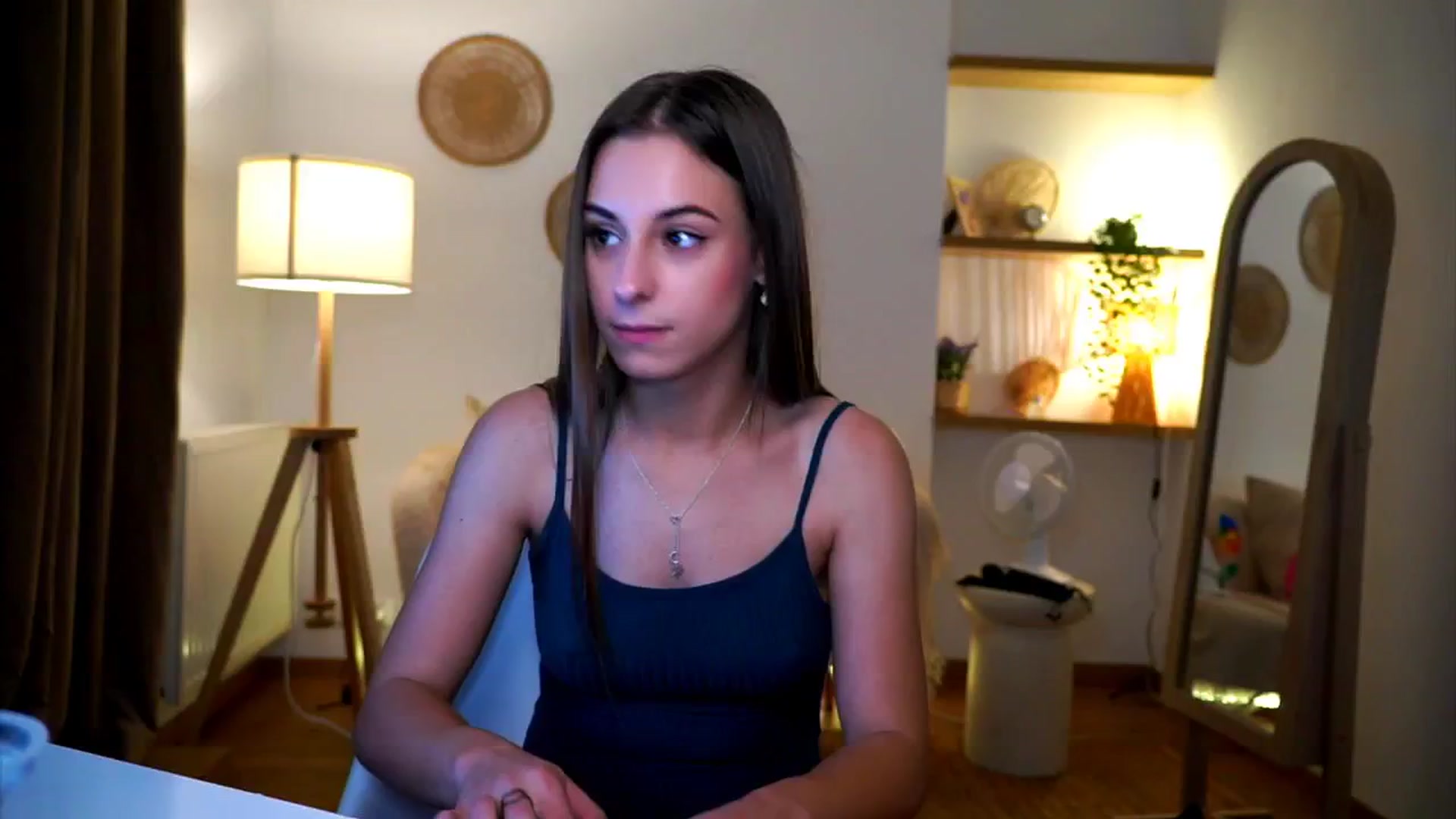 Gallery image thumbnail from Hidden_Gem_'s myfreecams stream on, 09/20/2024, 19:21 image 16 of 20