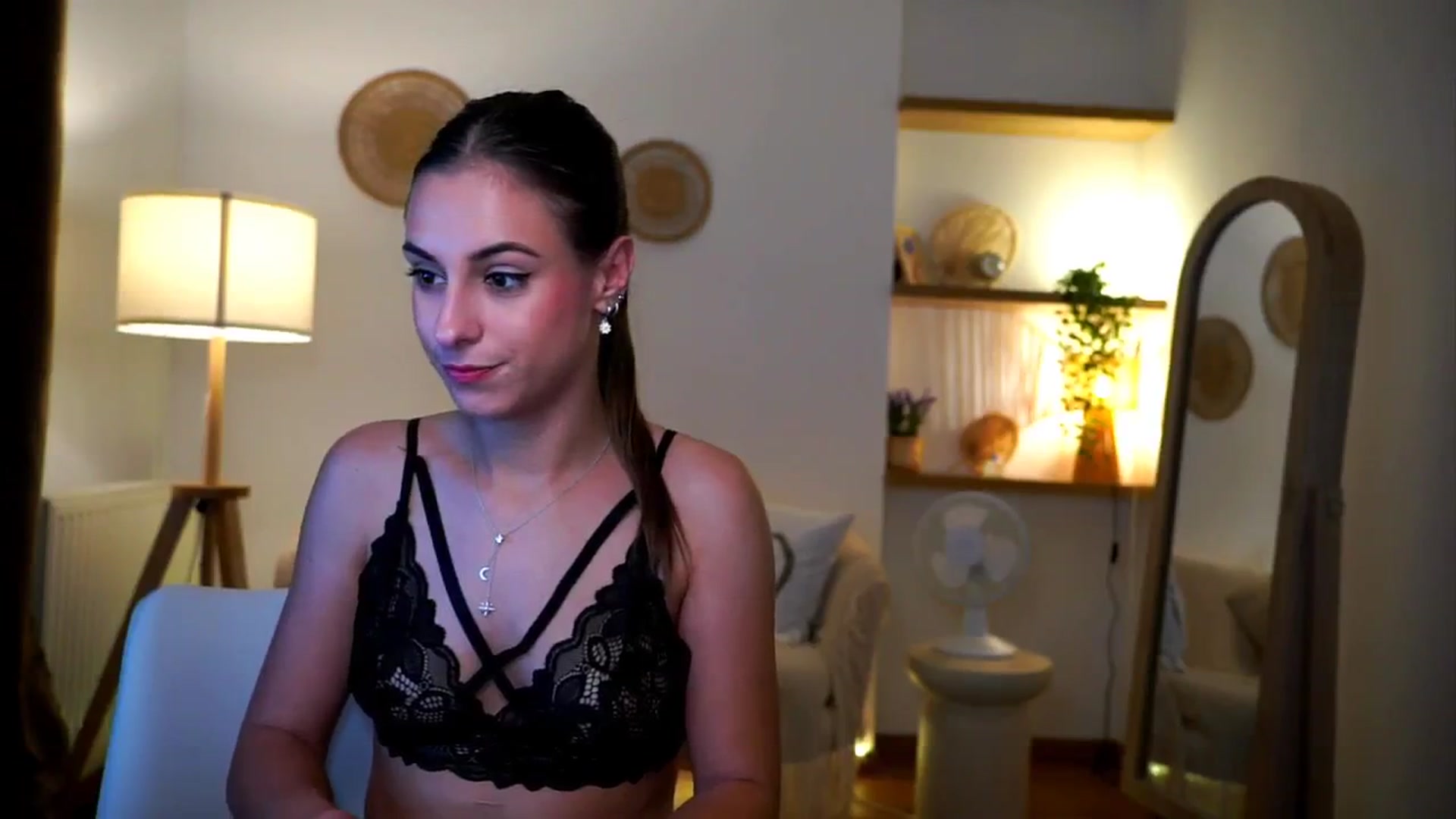 Gallery image thumbnail from Hidden_Gem_'s myfreecams stream on, 09/22/2024, 19:29 image 3 of 20