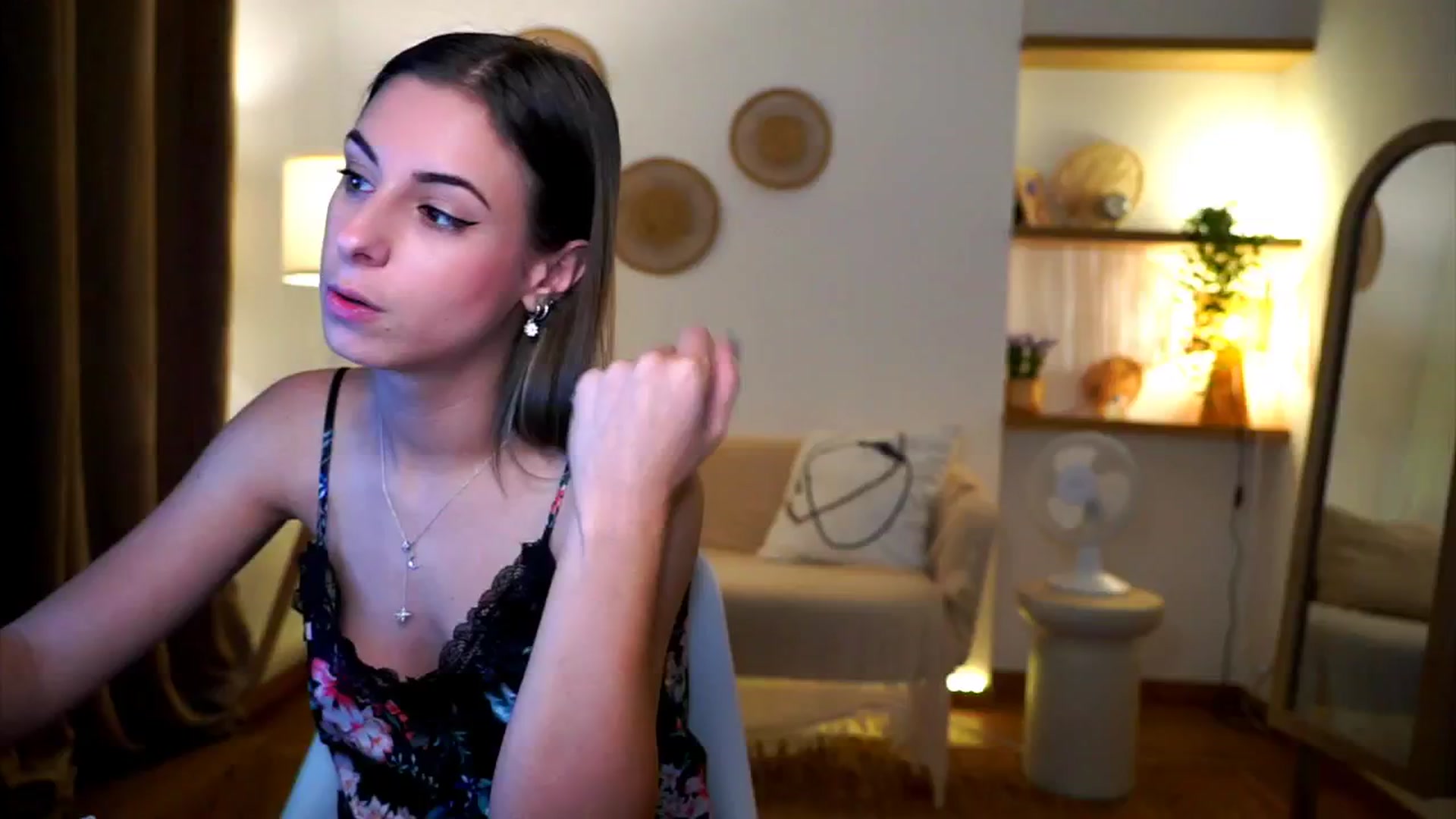Gallery image thumbnail from Hidden_Gem_'s myfreecams stream on, 09/26/2024, 18:01 image 17 of 20