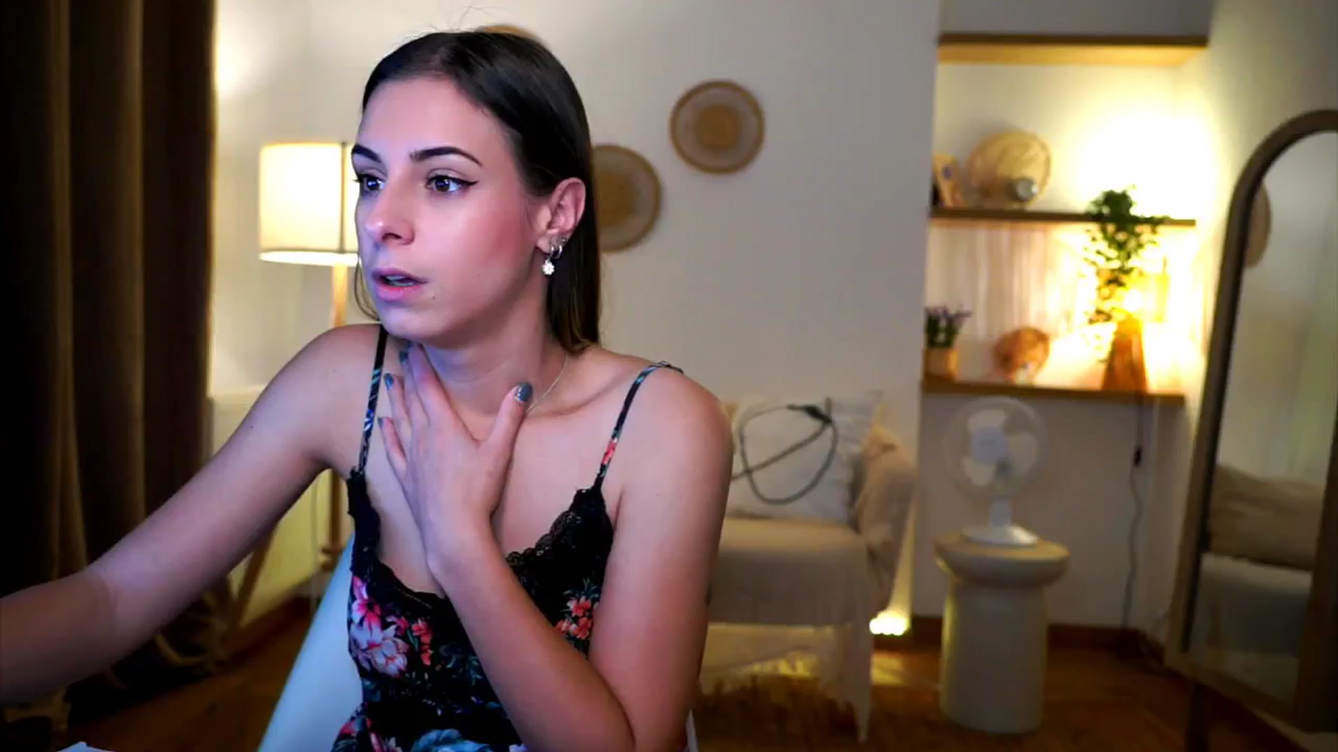 Gallery image thumbnail from Hidden_Gem_'s myfreecams stream on, 09/26/2024, 18:01 image 8 of 20