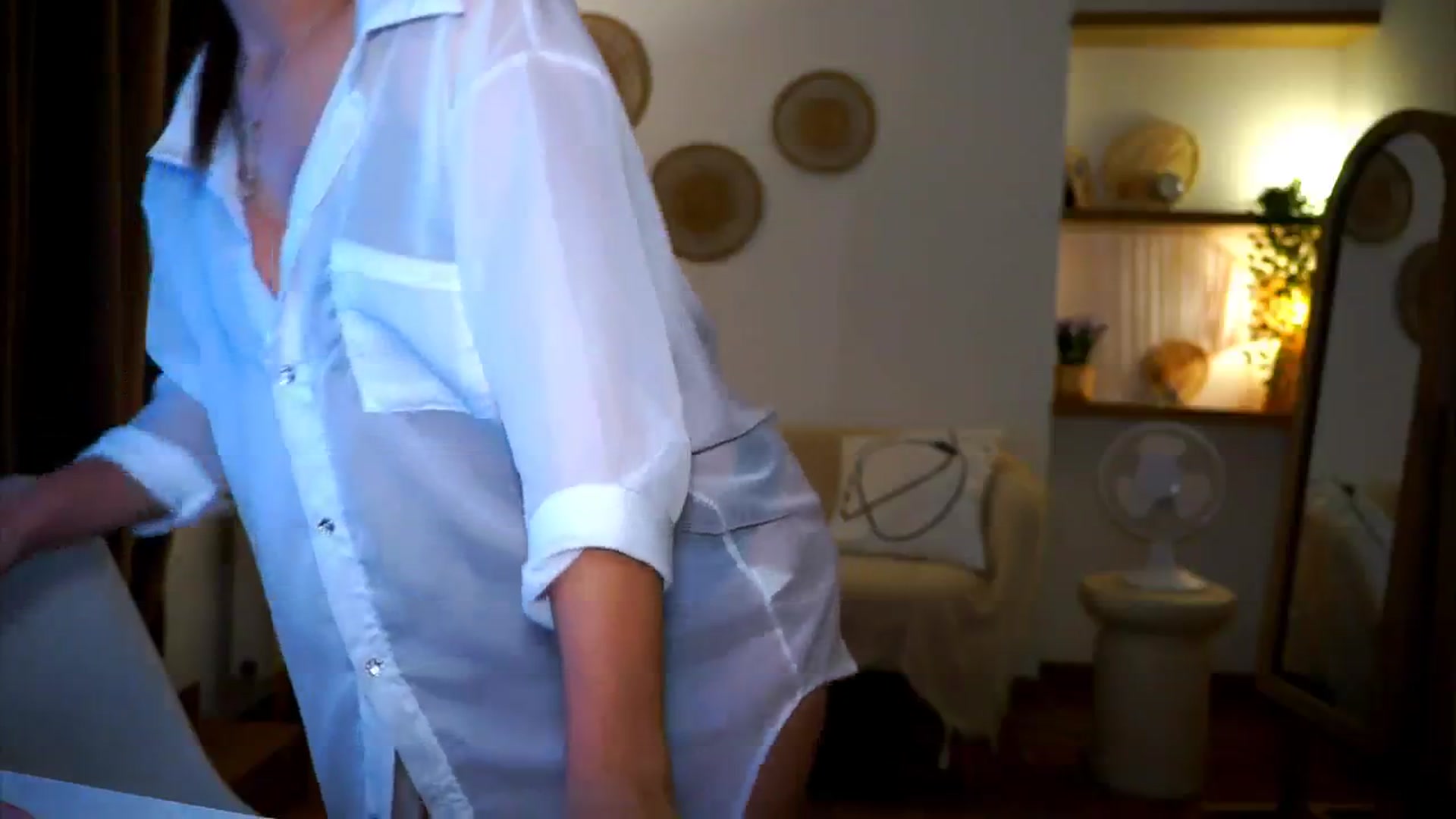 Gallery image thumbnail from Hidden_Gem_'s myfreecams stream on, 10/09/2024, 17:36 image 11 of 20