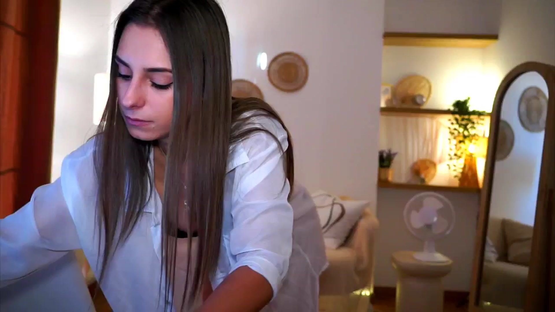Gallery image thumbnail from Hidden_Gem_'s myfreecams stream on, 10/16/2024, 16:54 image 1 of 20
