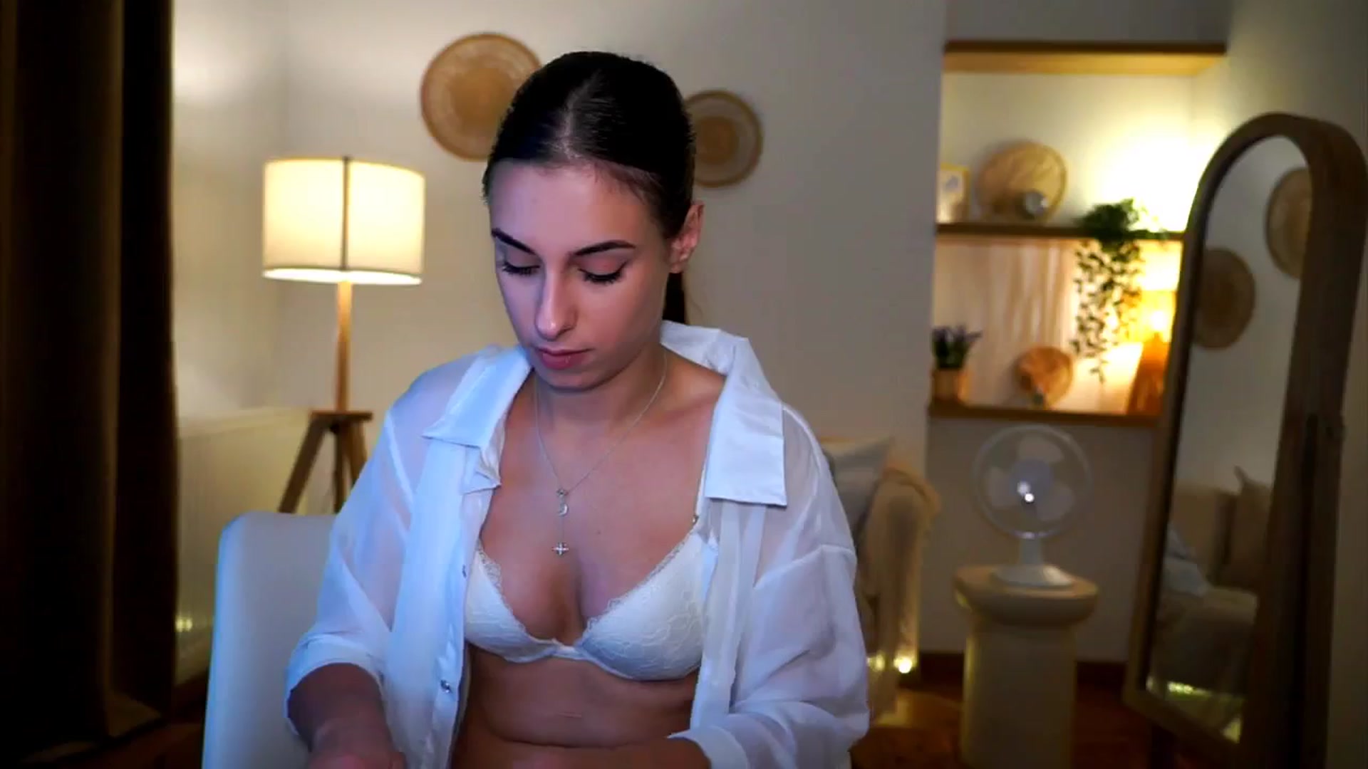 Gallery image thumbnail from Hidden_Gem_'s myfreecams stream on, 10/20/2024, 17:39 image 10 of 20