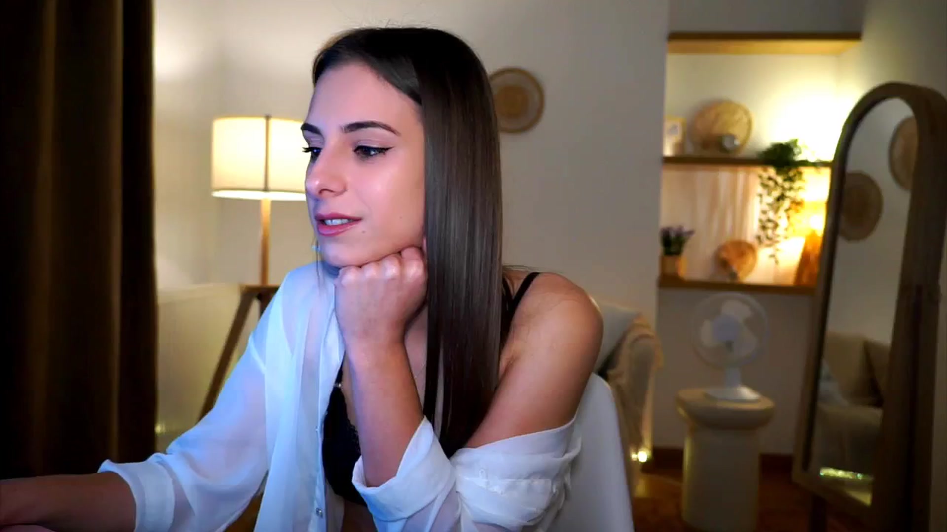 Gallery image thumbnail from Hidden_Gem_'s myfreecams stream on, 10/21/2024, 16:58 image 8 of 20