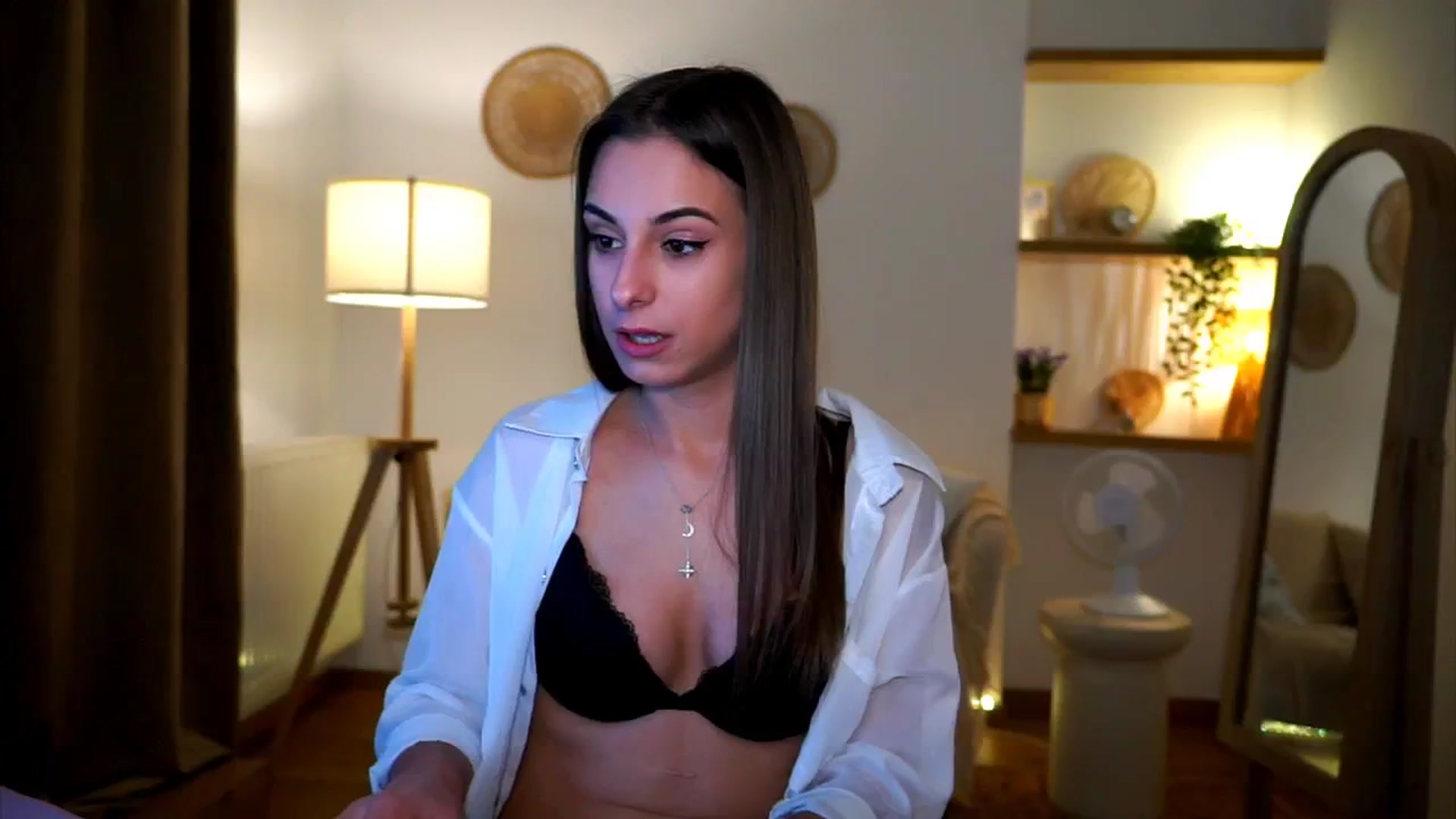 Gallery image thumbnail from Hidden_Gem_'s myfreecams stream on, 10/21/2024, 16:58 image 5 of 20