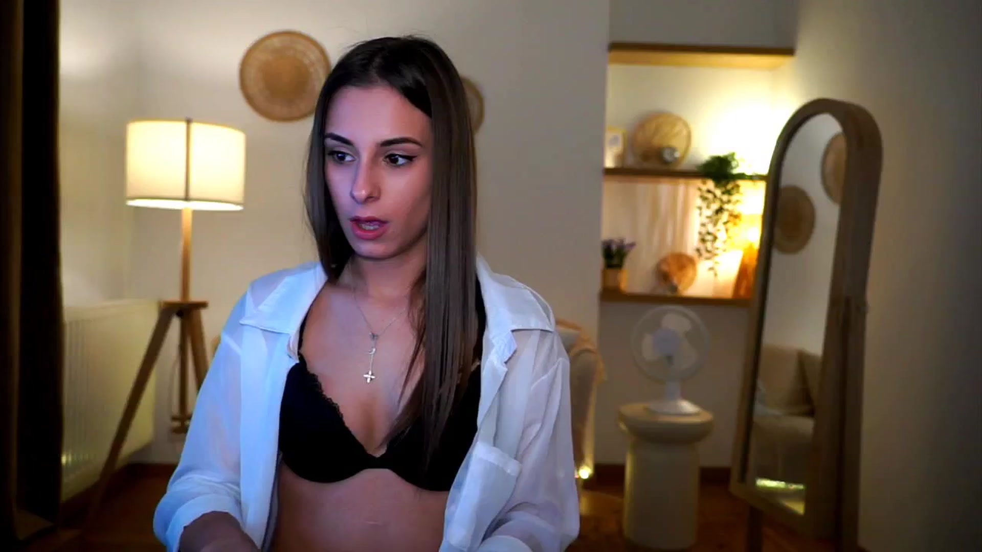 Gallery image thumbnail from Hidden_Gem_'s myfreecams stream on, 10/21/2024, 16:58 image 16 of 20