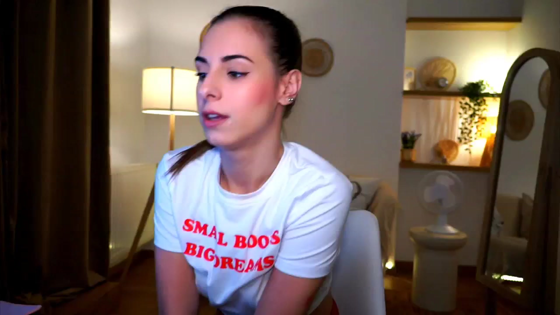 Gallery image thumbnail from Hidden_Gem_'s myfreecams stream on, 10/24/2024, 16:39 image 18 of 20