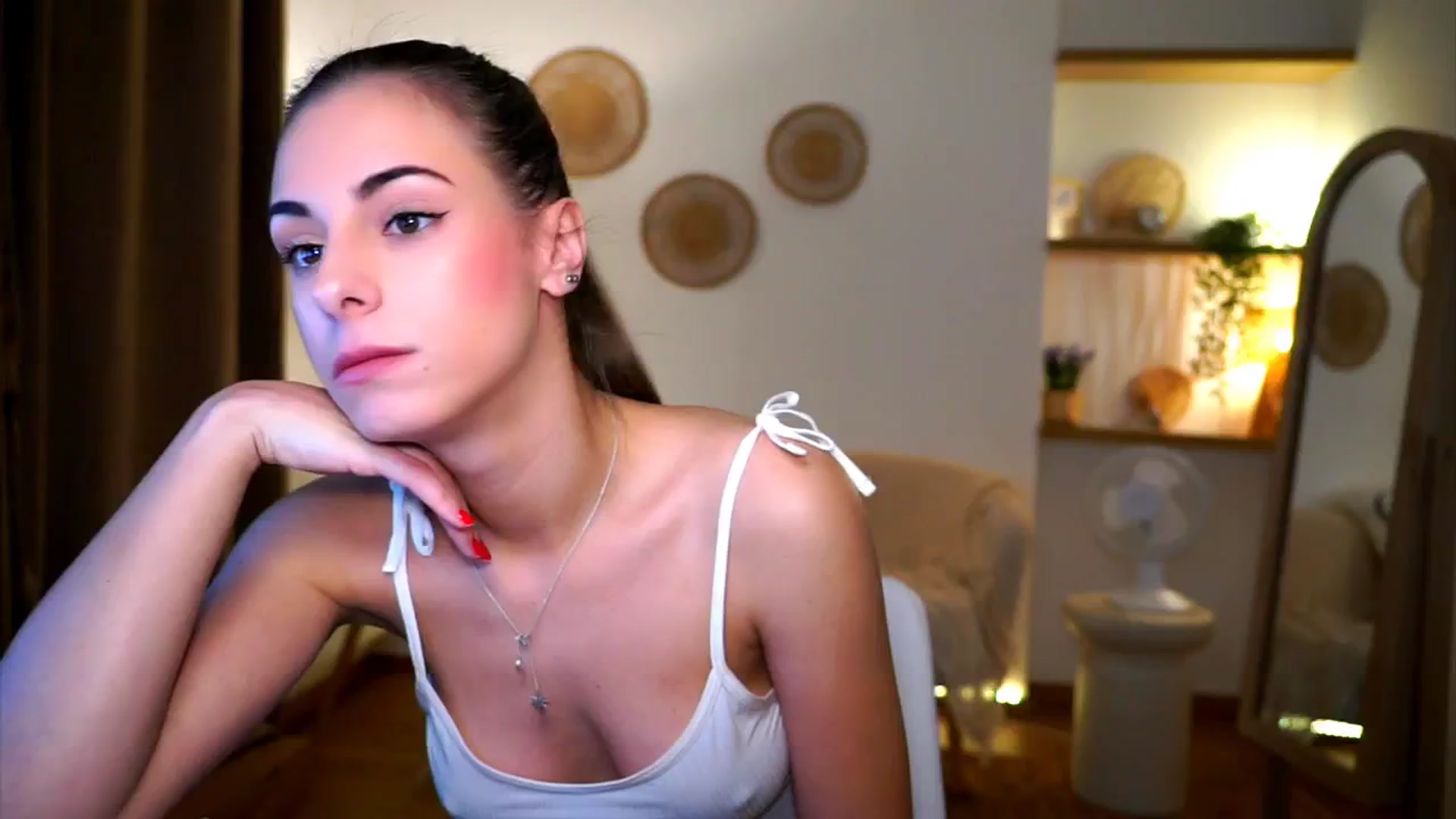 Gallery image thumbnail from Hidden_Gem_'s myfreecams stream on, 10/24/2024, 19:15 image 2 of 20