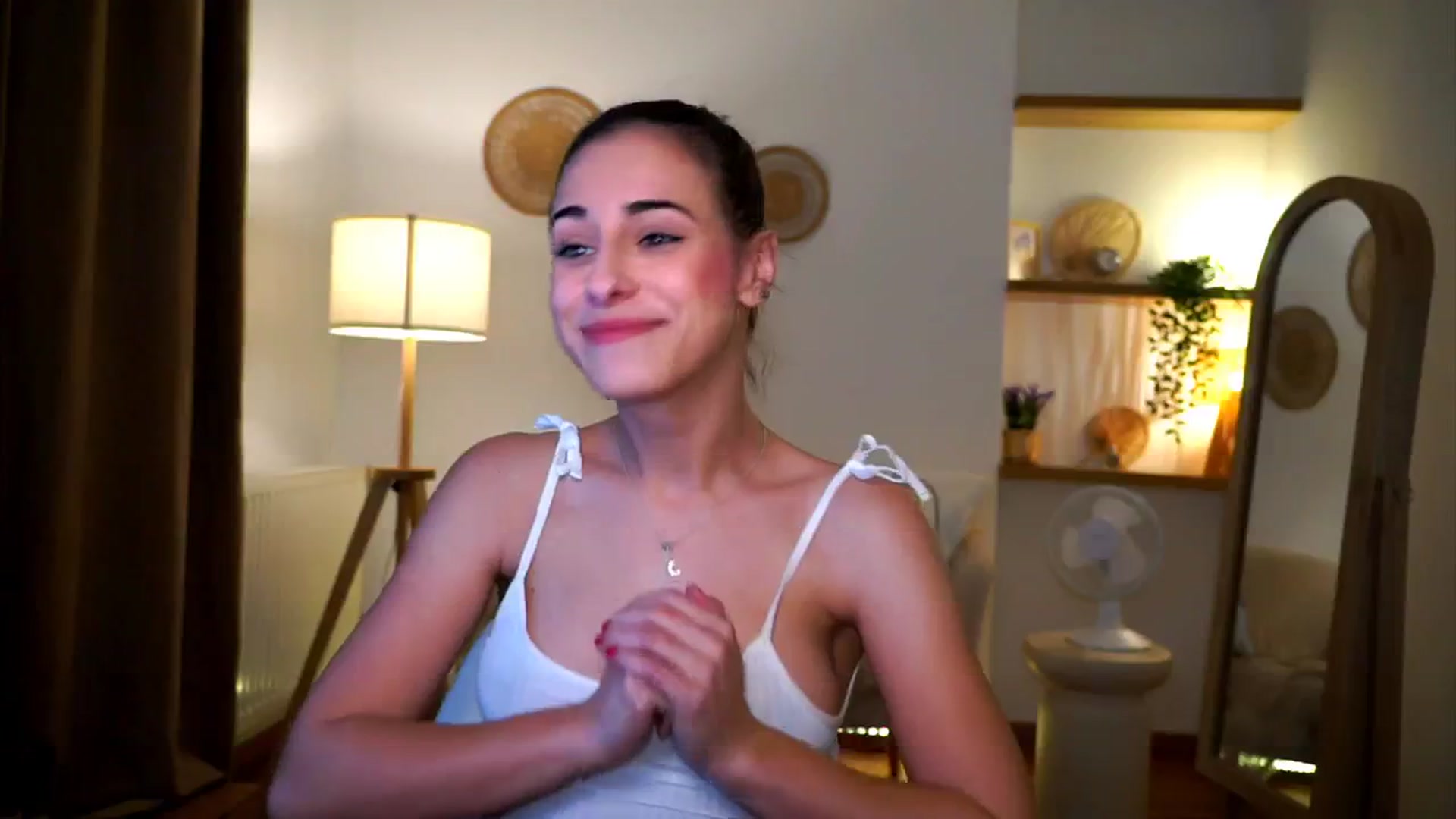 Gallery image thumbnail from Hidden_Gem_'s myfreecams stream on, 10/24/2024, 19:15 image 10 of 20