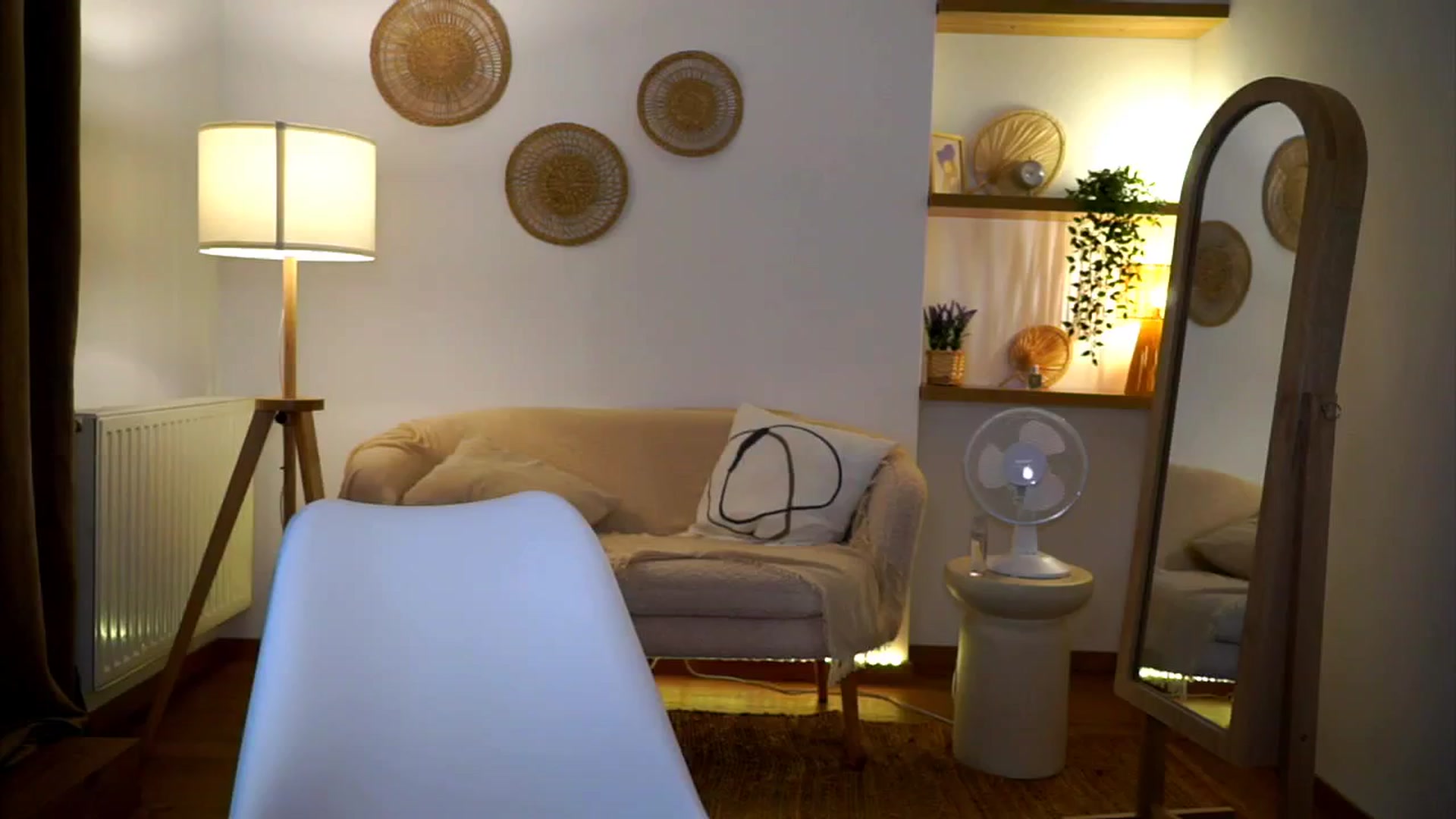 Gallery image thumbnail from Hidden_Gem_'s myfreecams stream on, 10/26/2024, 19:54 image 9 of 20