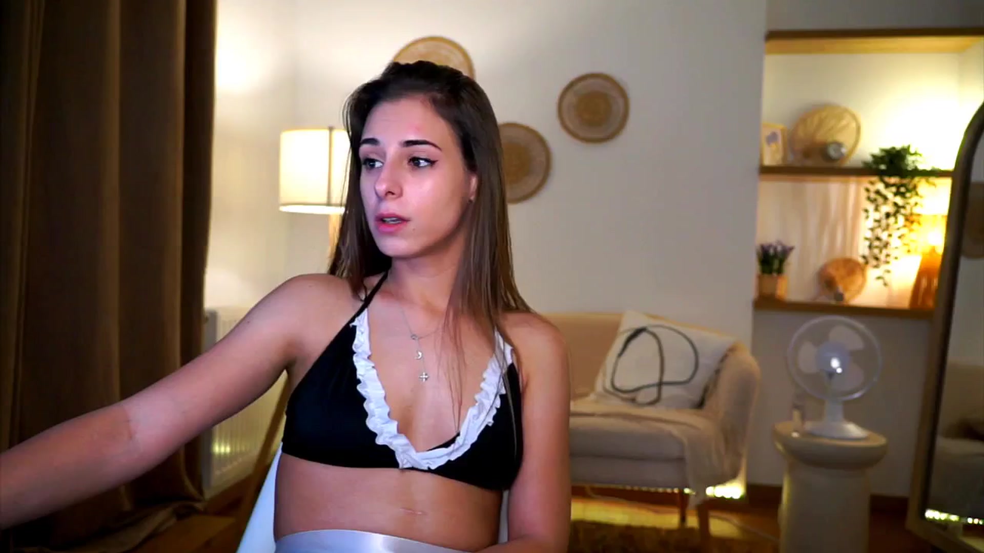 Gallery image thumbnail from Hidden_Gem_'s myfreecams stream on, 10/26/2024, 19:54 image 15 of 20