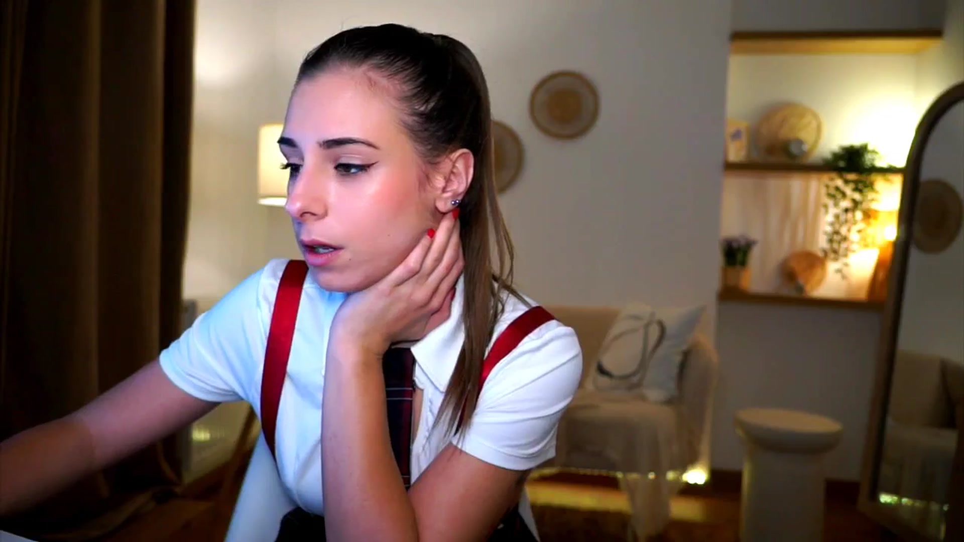 Gallery image thumbnail from Hidden_Gem_'s myfreecams stream on, 10/30/2024, 20:02 image 17 of 20