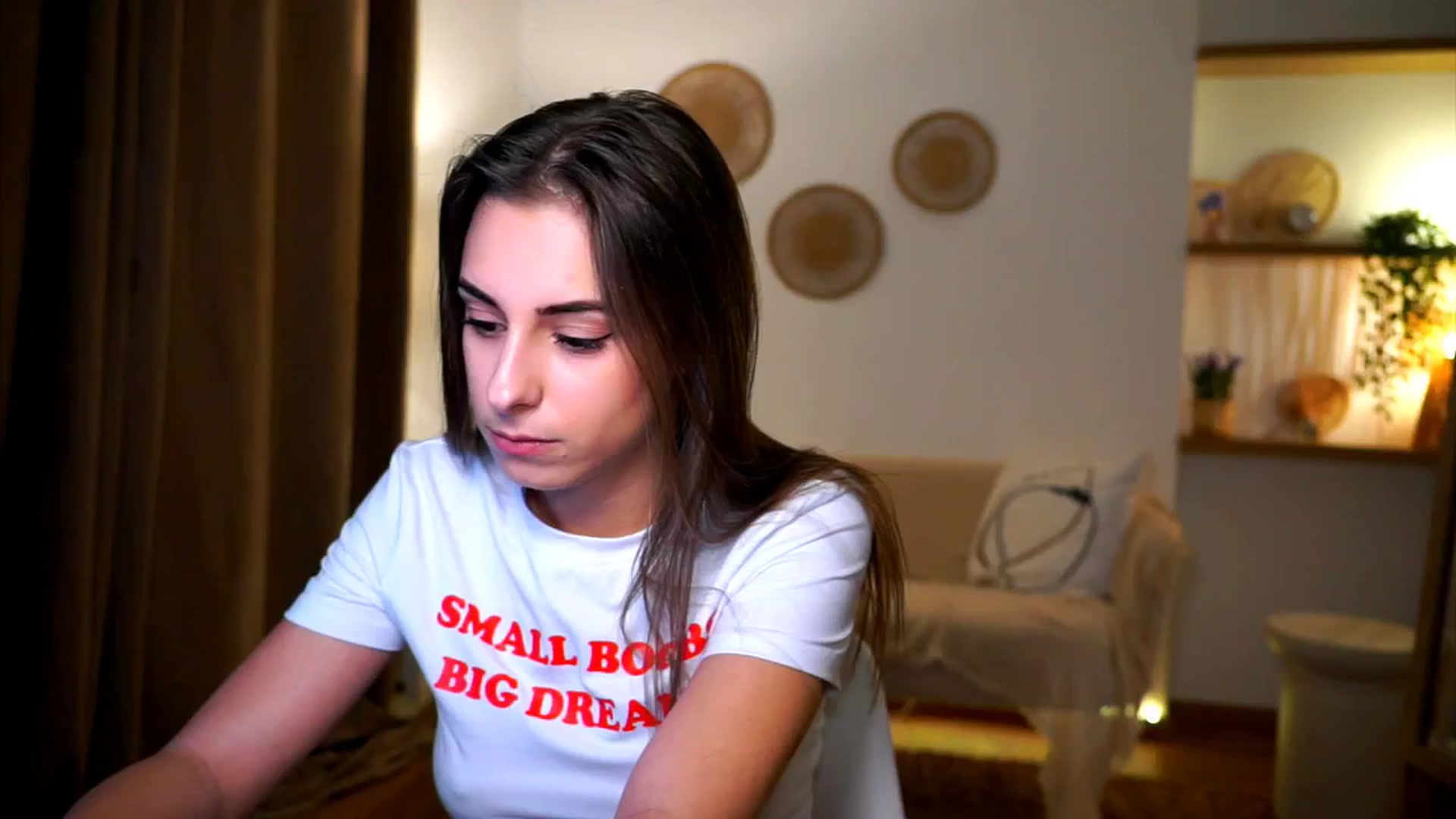 Gallery image thumbnail from Hidden_Gem_'s myfreecams stream on, 11/04/2024, 20:48 image 5 of 20