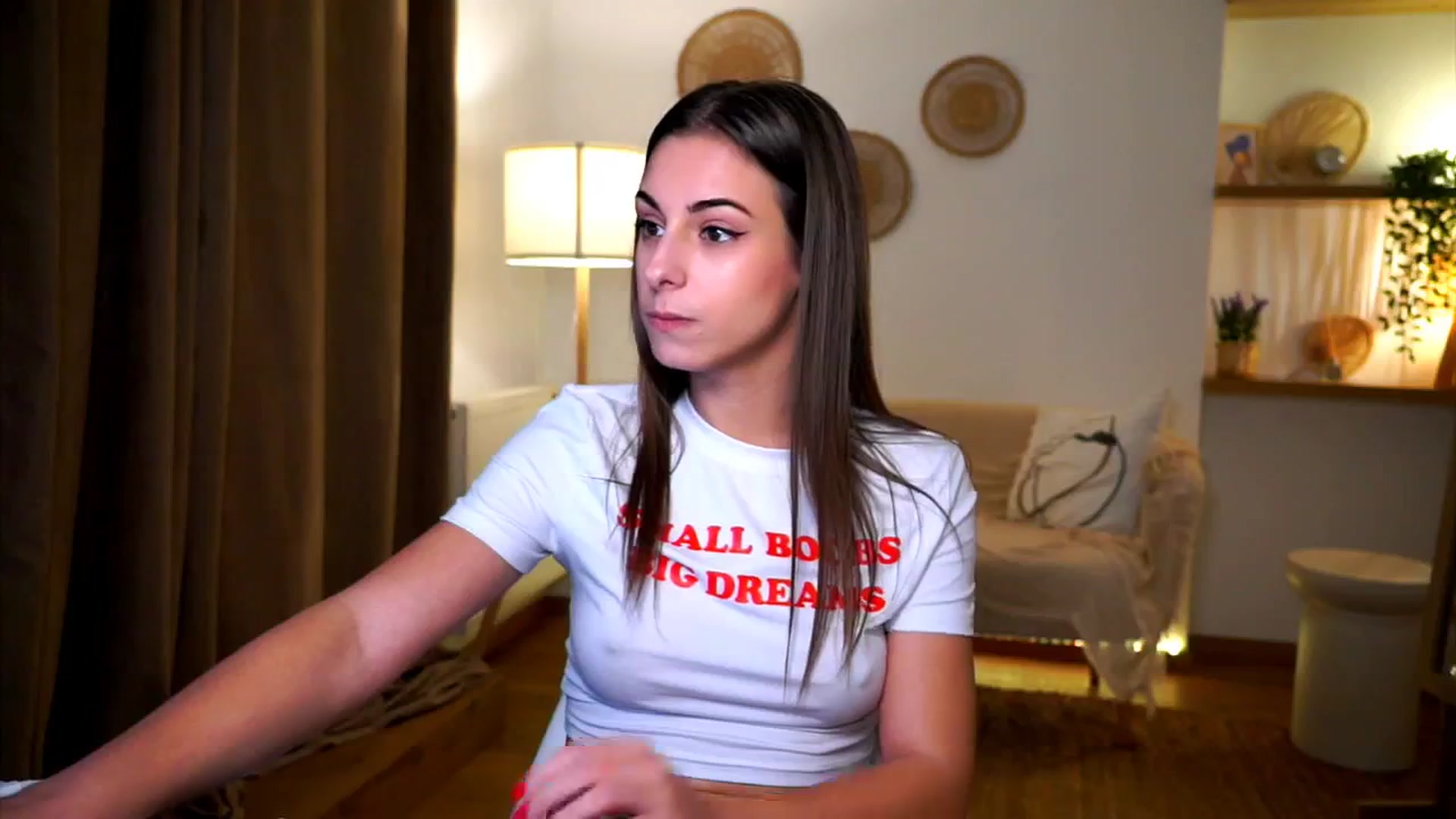 Gallery image thumbnail from Hidden_Gem_'s myfreecams stream on, 11/04/2024, 23:01 image 16 of 20