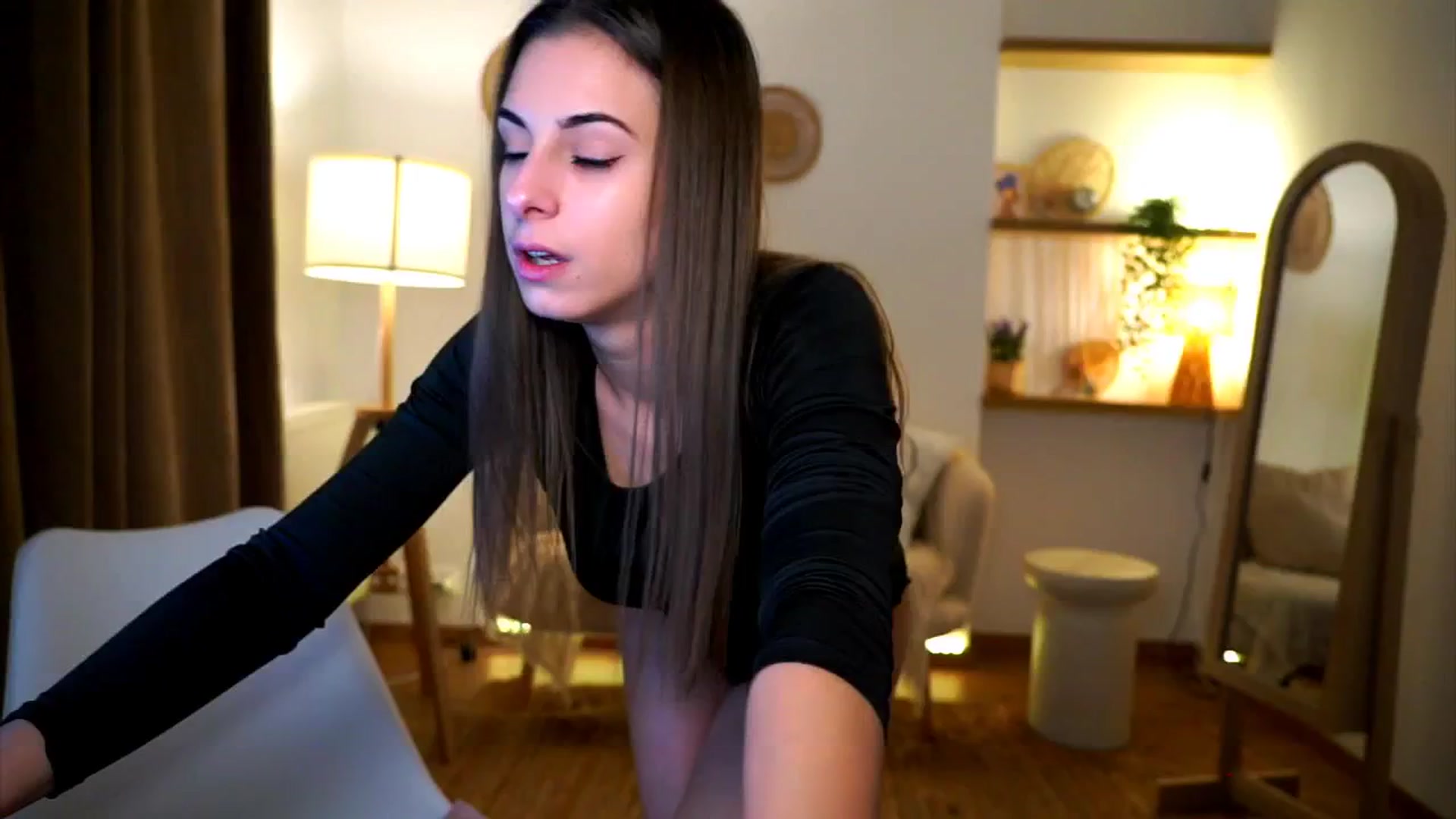 Gallery image thumbnail from Hidden_Gem_'s myfreecams stream on, 11/11/2024, 18:40 image 8 of 20