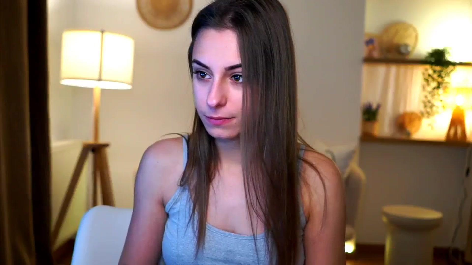 Gallery image thumbnail from Hidden_Gem_'s myfreecams stream on, 11/16/2024, 20:04 image 3 of 20