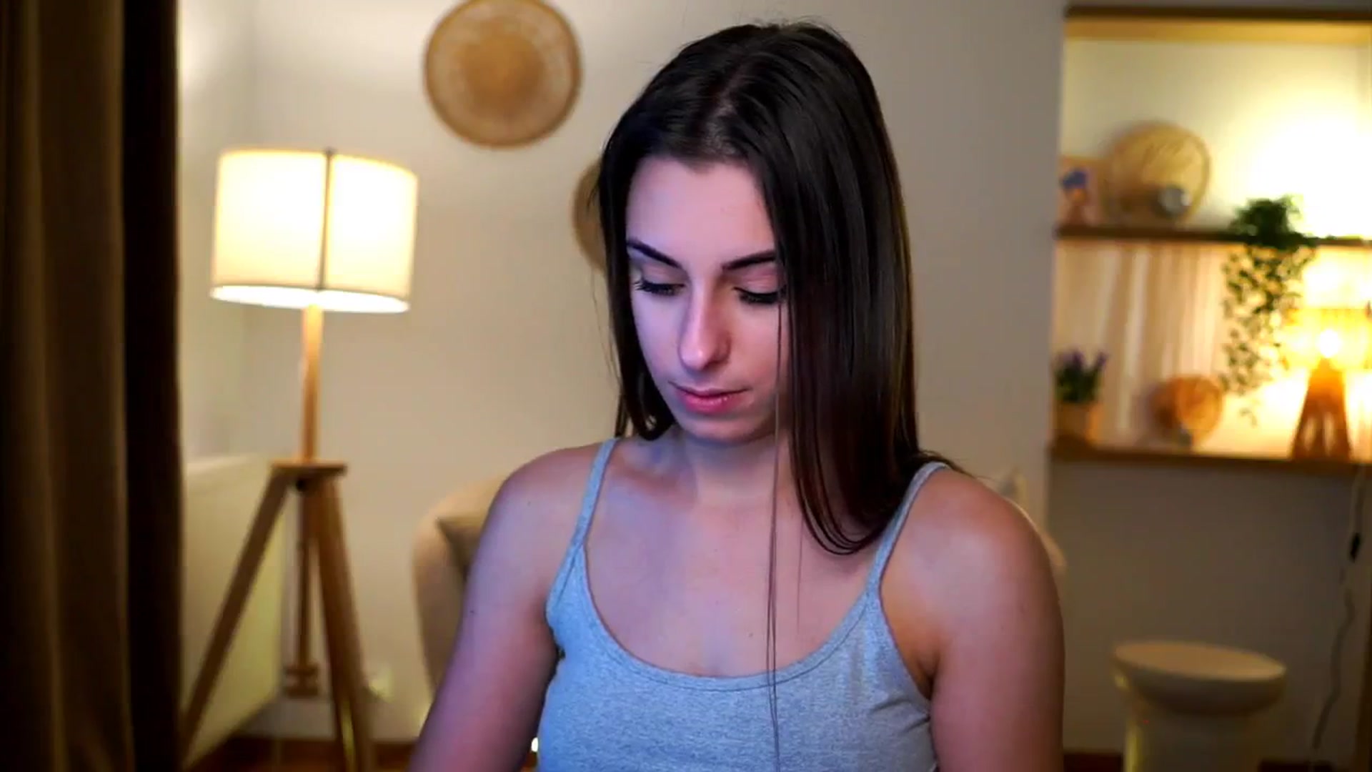 Gallery image thumbnail from Hidden_Gem_'s myfreecams stream on, 11/16/2024, 20:04 image 10 of 20