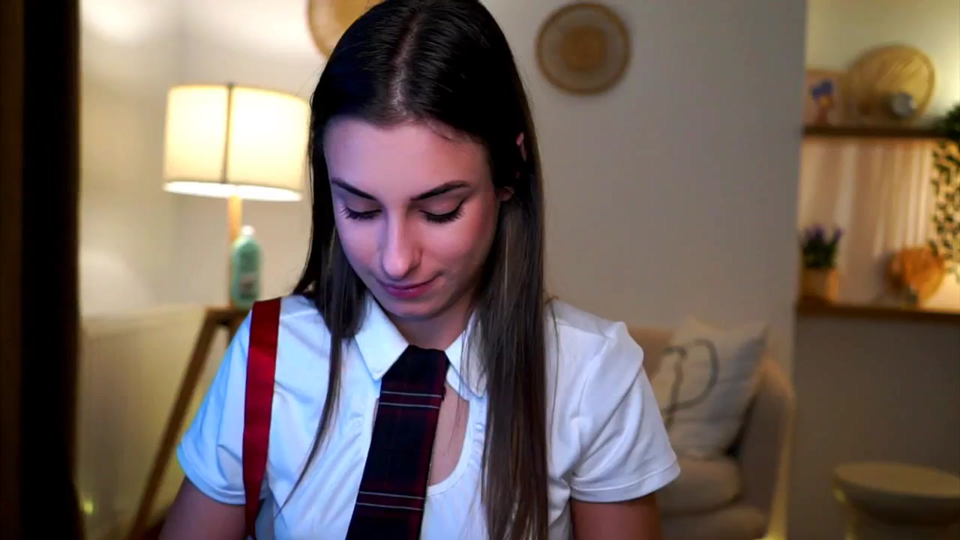 Gallery image thumbnail from Hidden_Gem_'s myfreecams stream on, 11/17/2024, 18:34 image 3 of 20