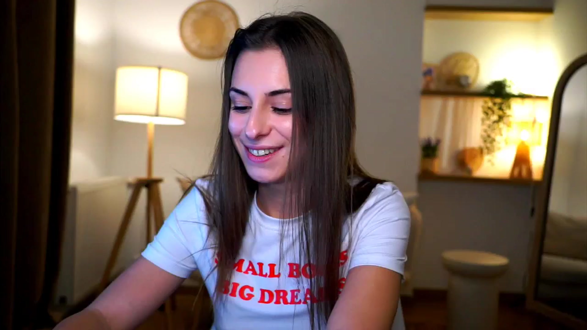 Gallery image thumbnail from Hidden_Gem_'s myfreecams stream on, 11/23/2024, 20:59 image 6 of 20