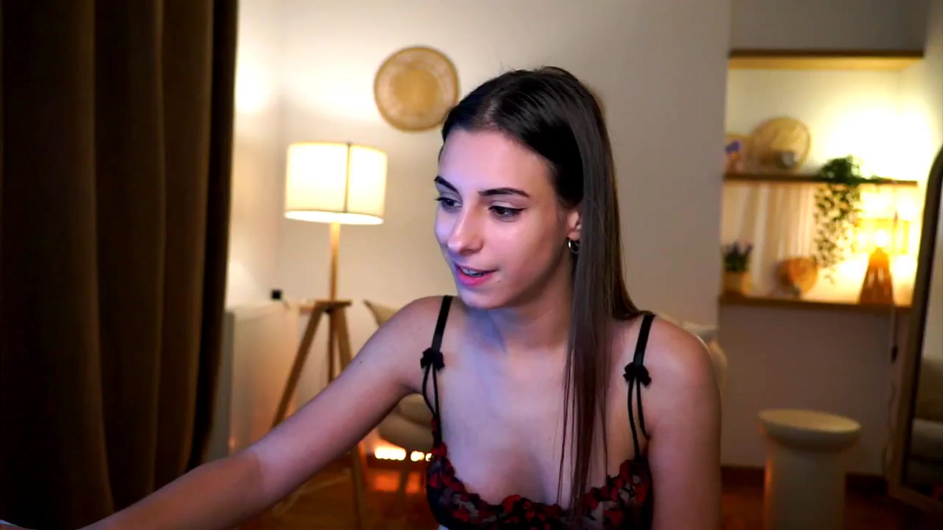Gallery image thumbnail from Hidden_Gem_'s myfreecams stream on, 11/24/2024, 21:02 image 15 of 20
