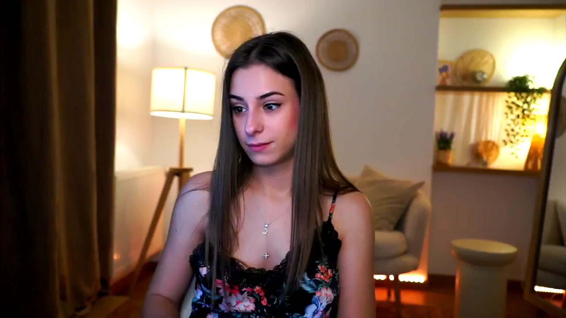 Gallery image thumbnail from Hidden_Gem_'s myfreecams stream on, 11/29/2024, 16:13 image 13 of 20